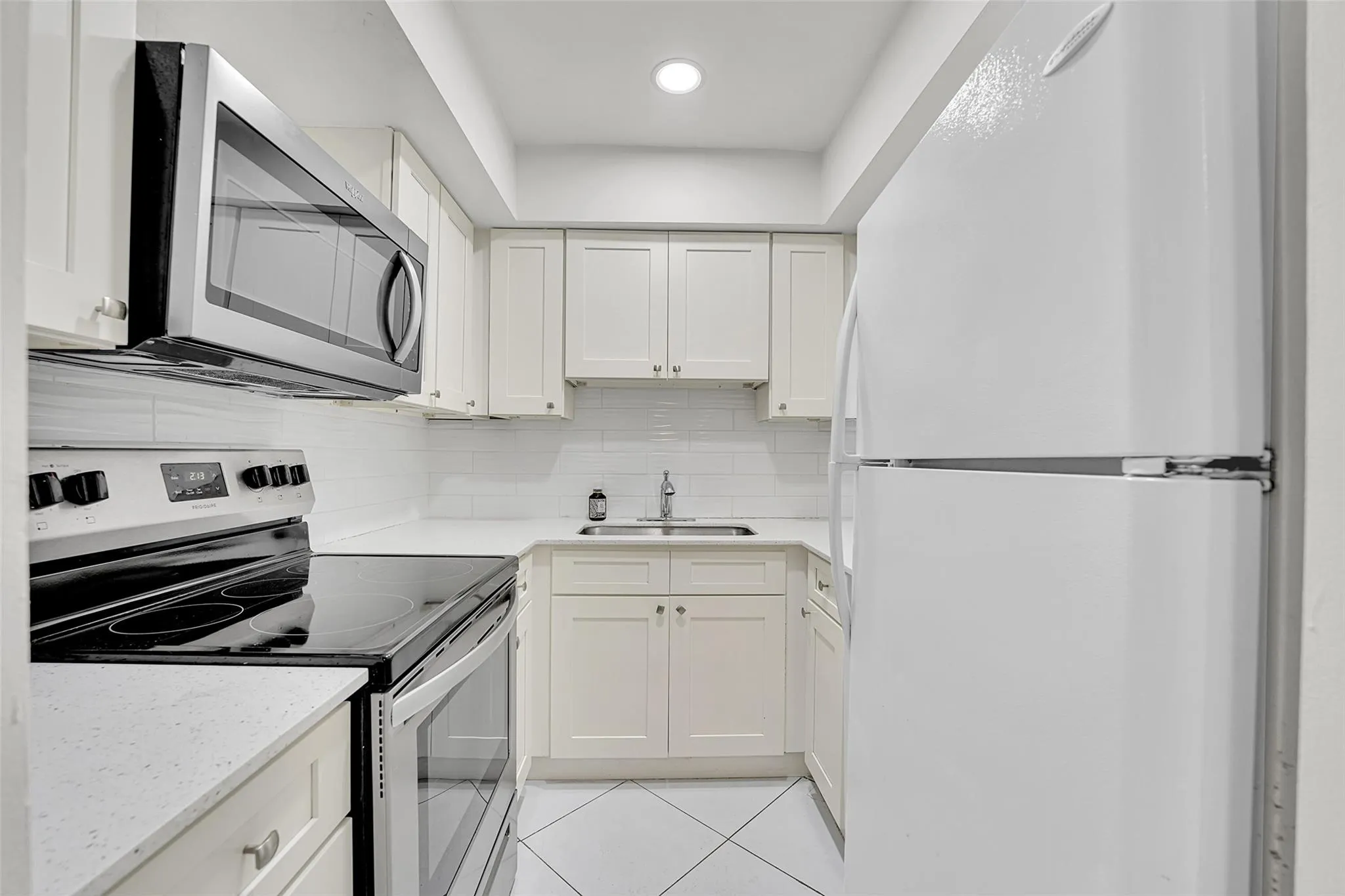 4820 NE 23rd Ave, #203