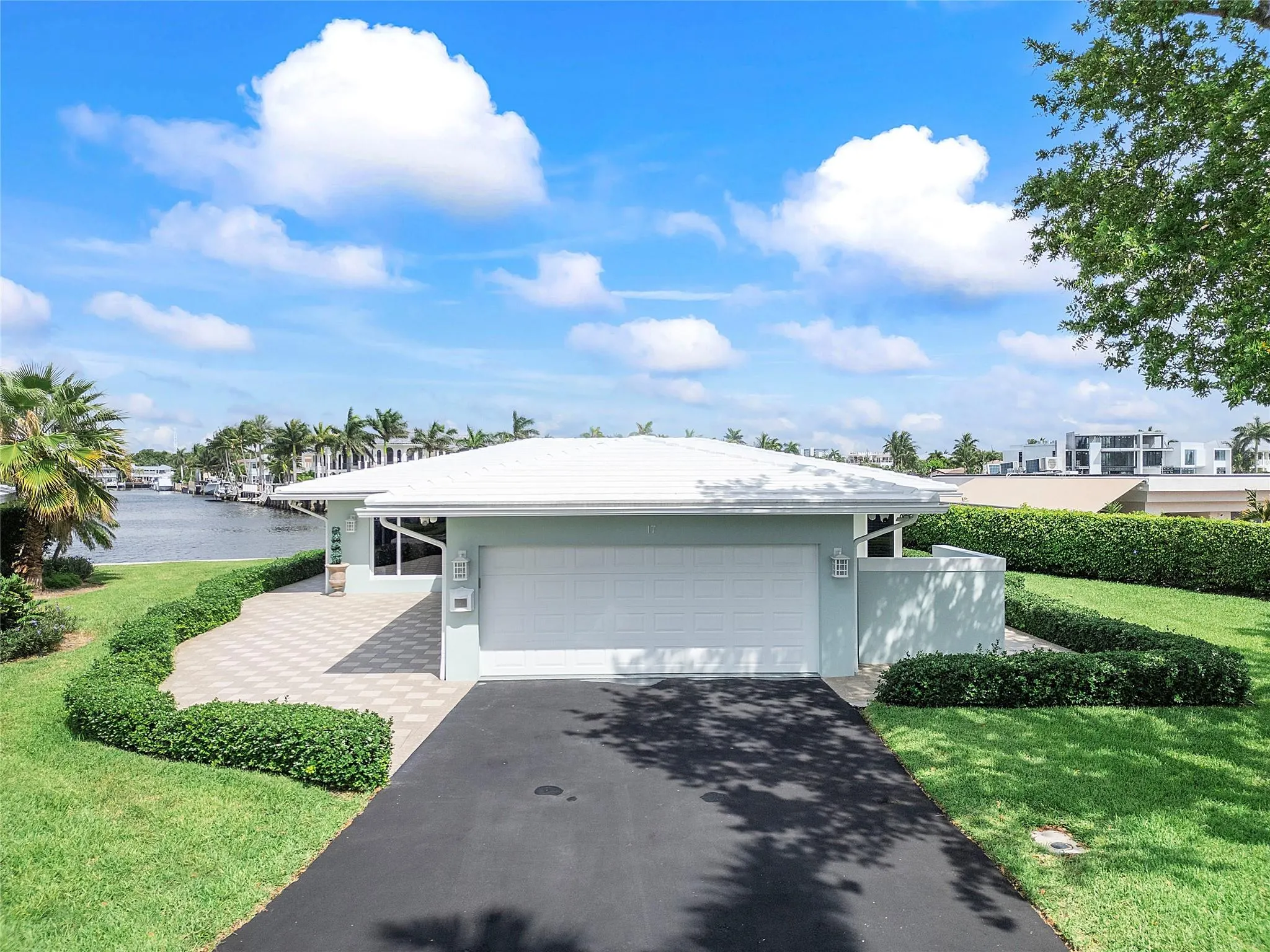 1431 S Ocean Blvd #17