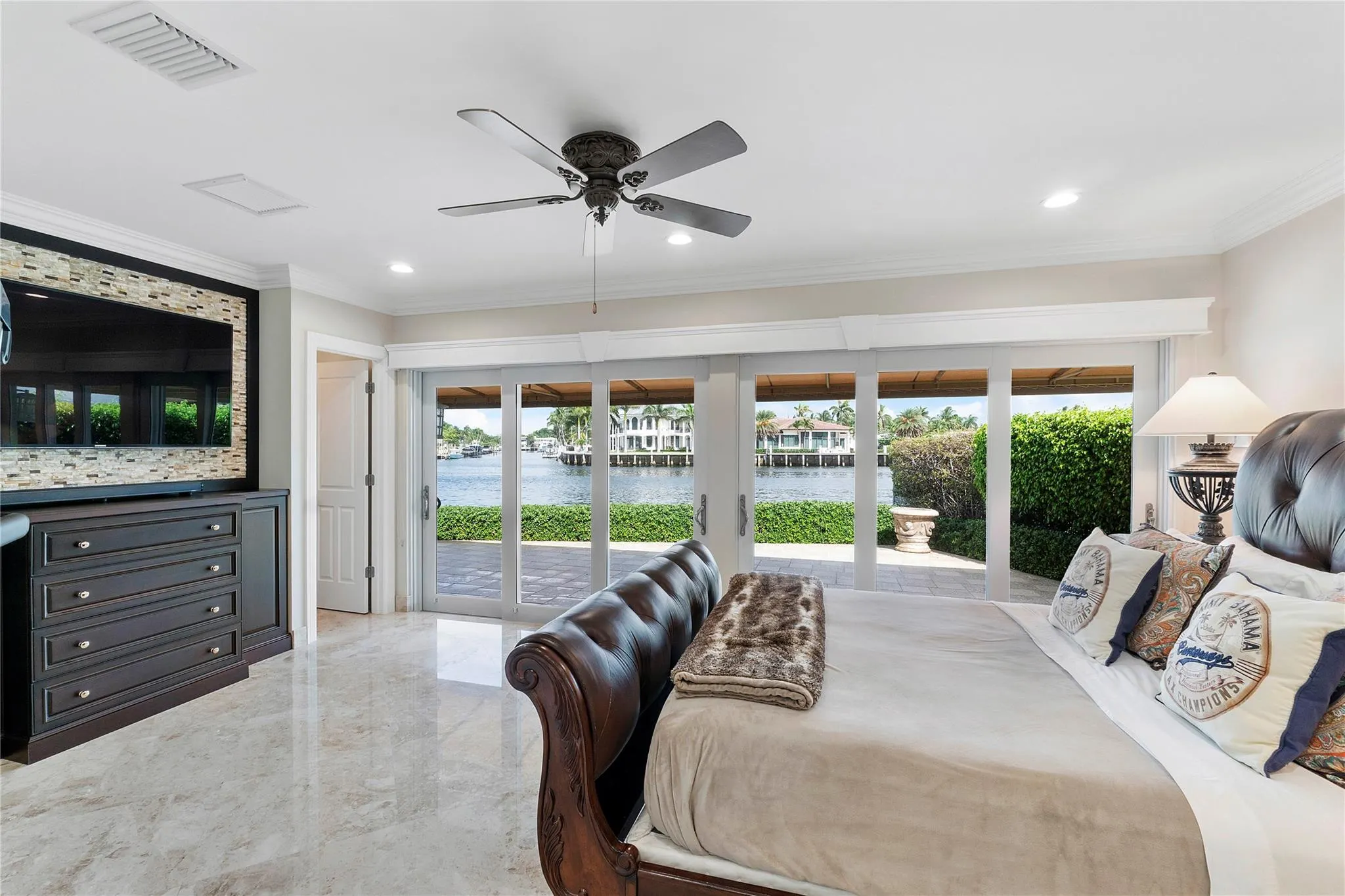 1431 S Ocean Blvd #17