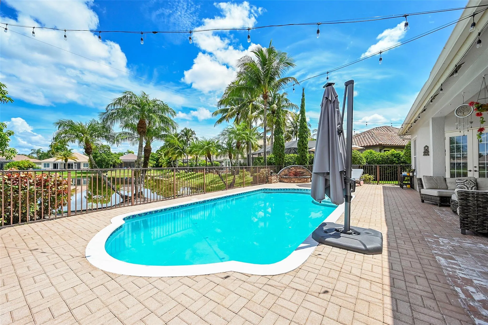 11163 NW 69th Pl