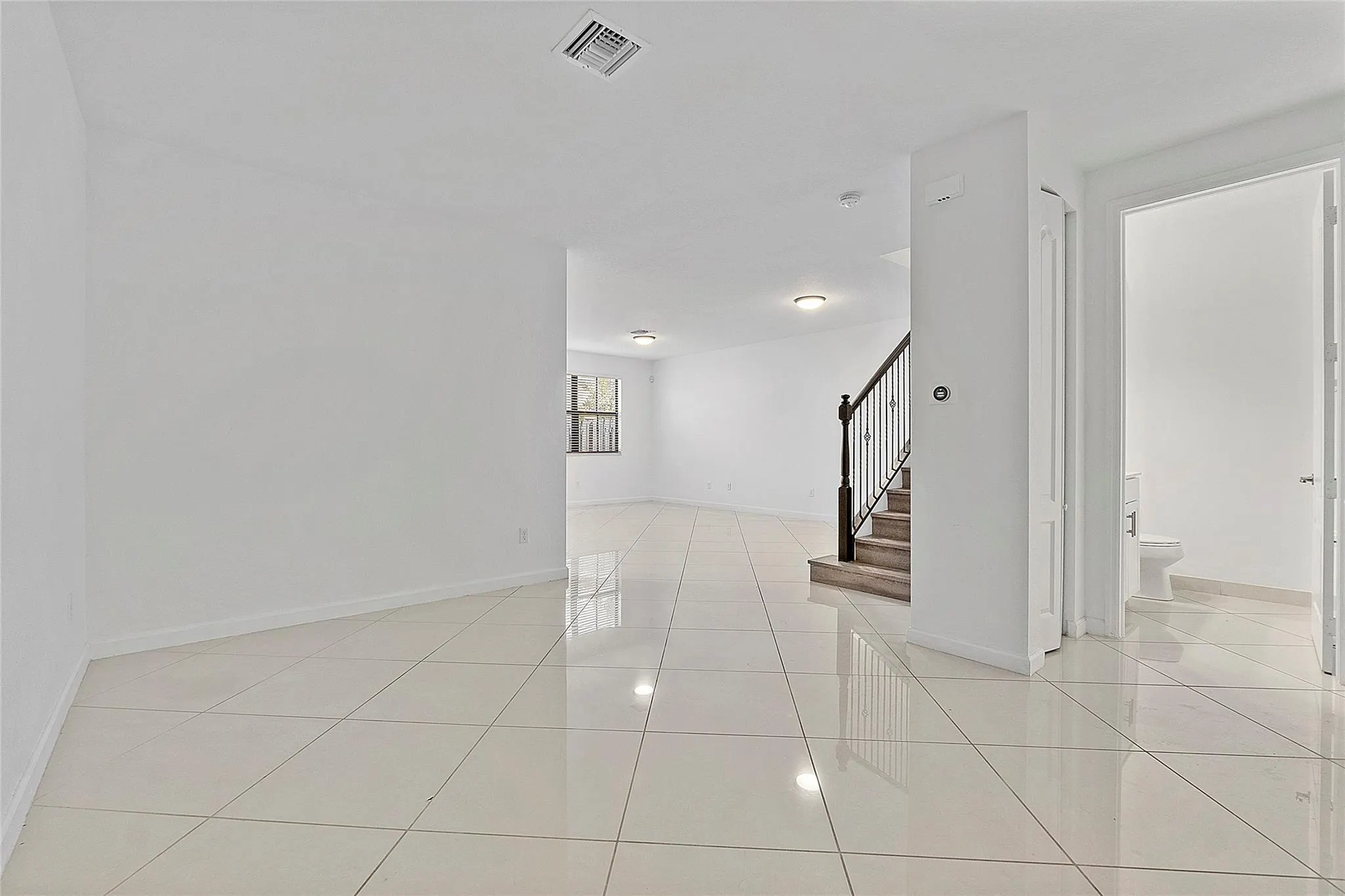 9572 Town Parc Circle North