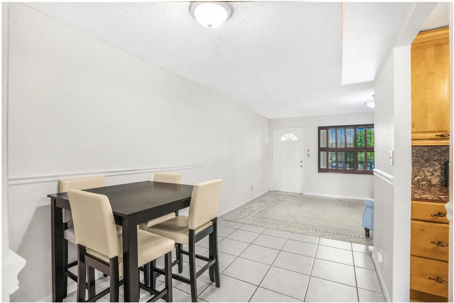 9081 Sunrise Lakes Blvd, #214