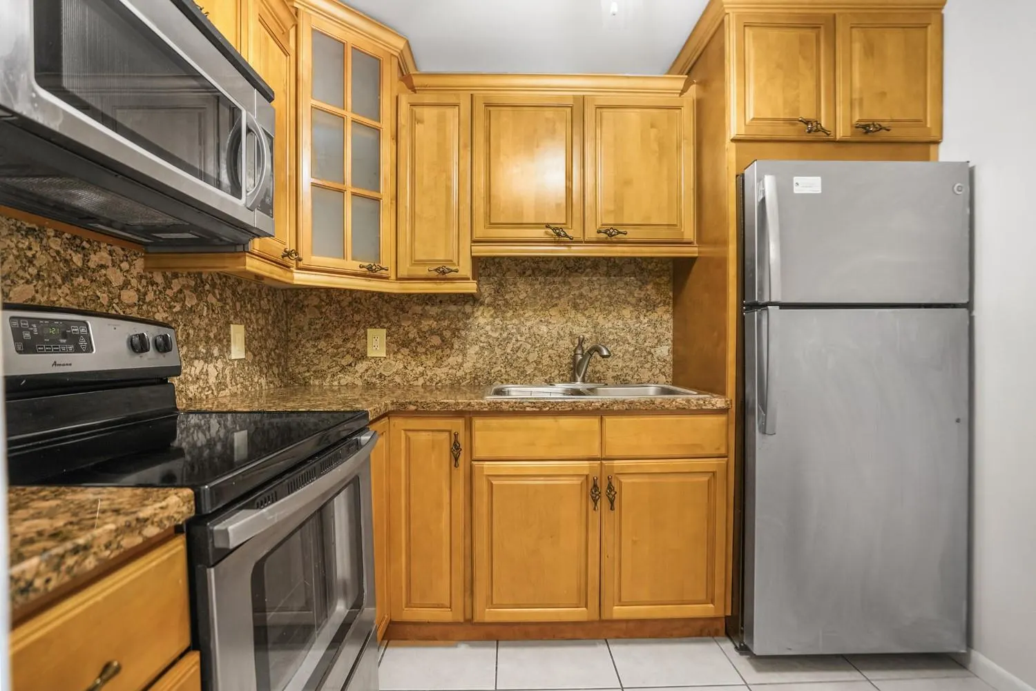 9081 Sunrise Lakes Blvd, #214