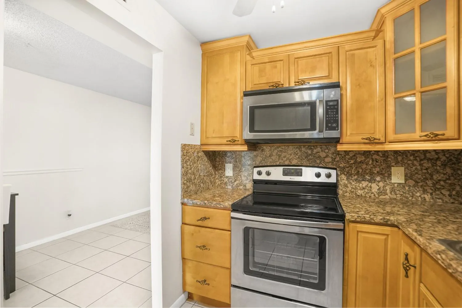 9081 Sunrise Lakes Blvd, #214