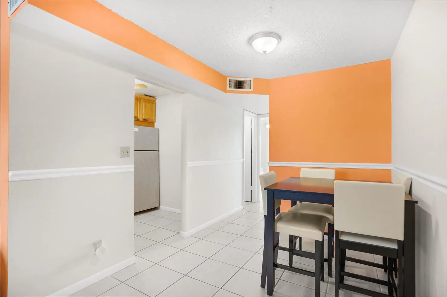 9081 Sunrise Lakes Blvd, #214