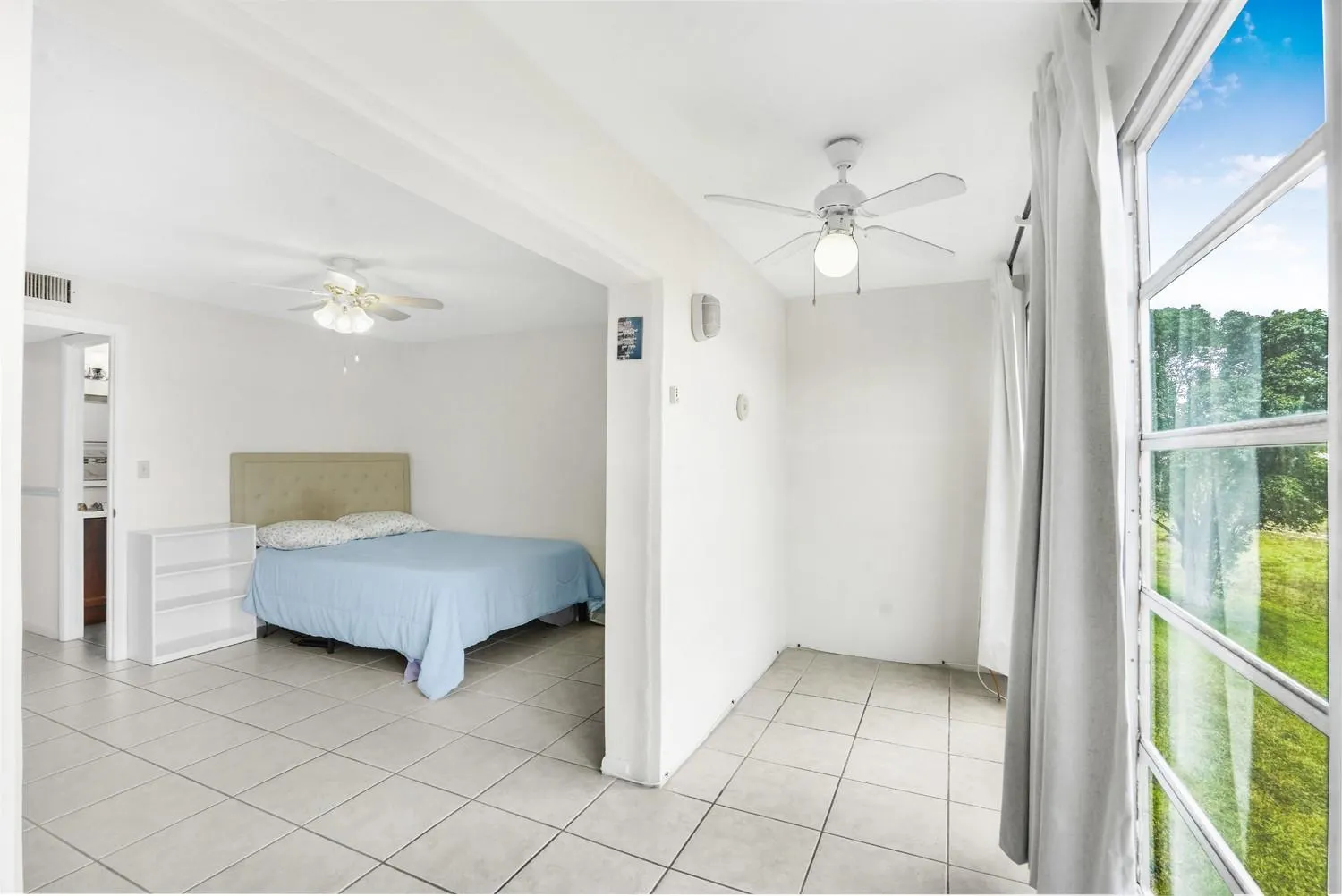 9081 Sunrise Lakes Blvd, #214