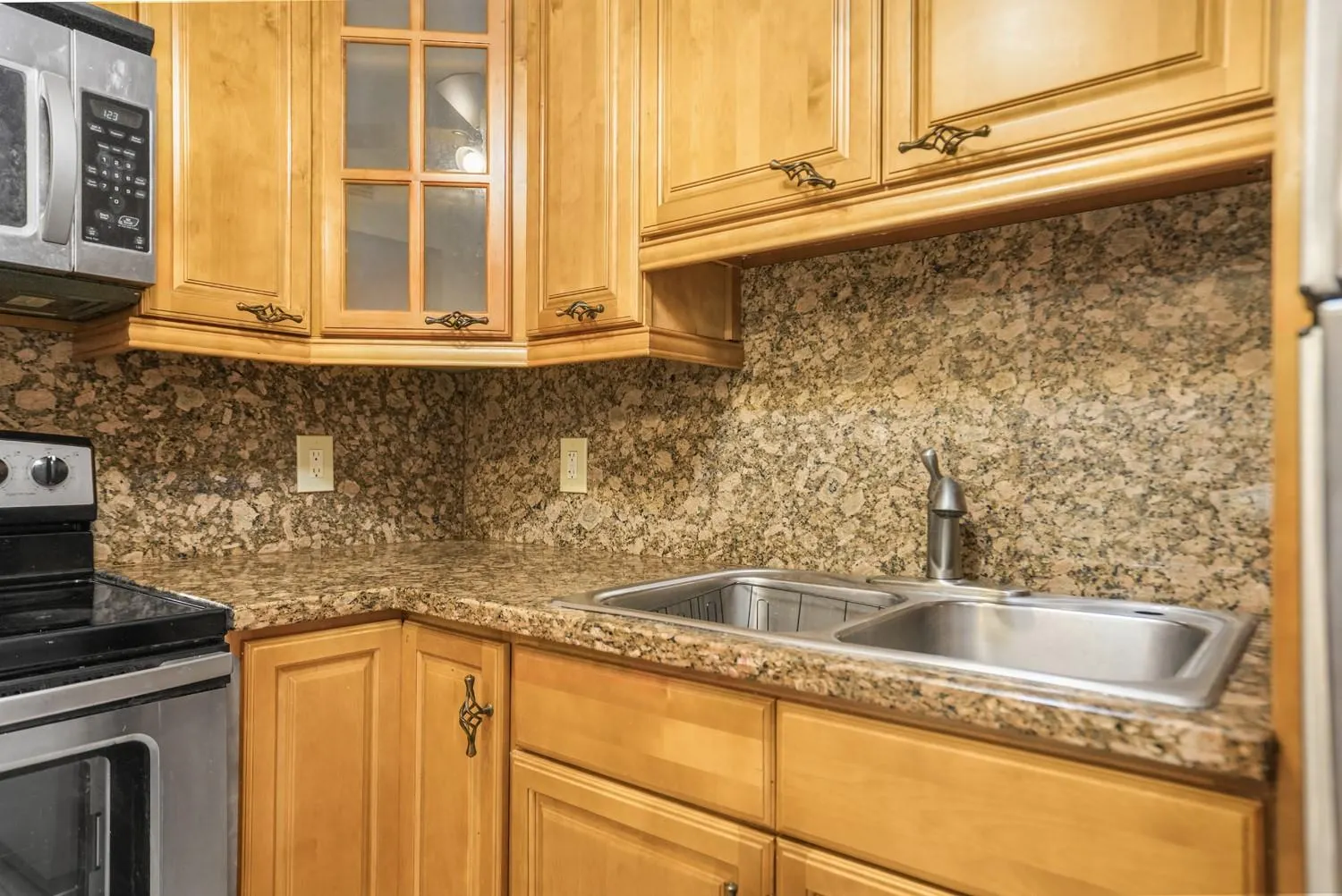 9081 Sunrise Lakes Blvd, #214