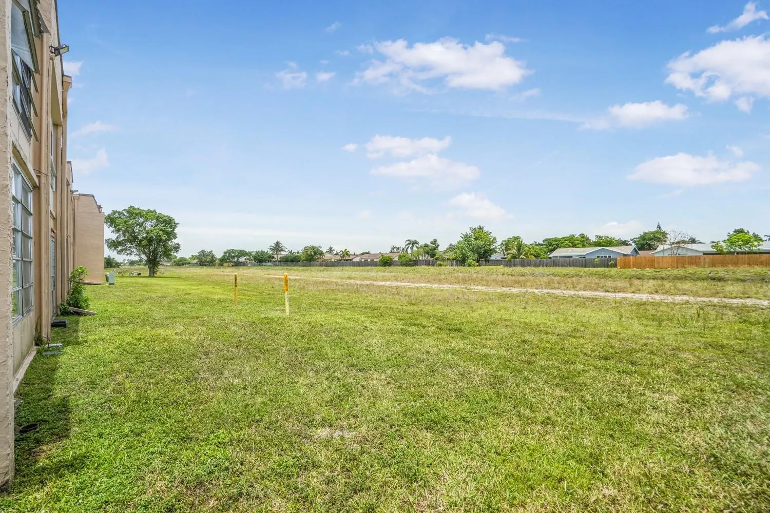 9081 Sunrise Lakes Blvd, #214