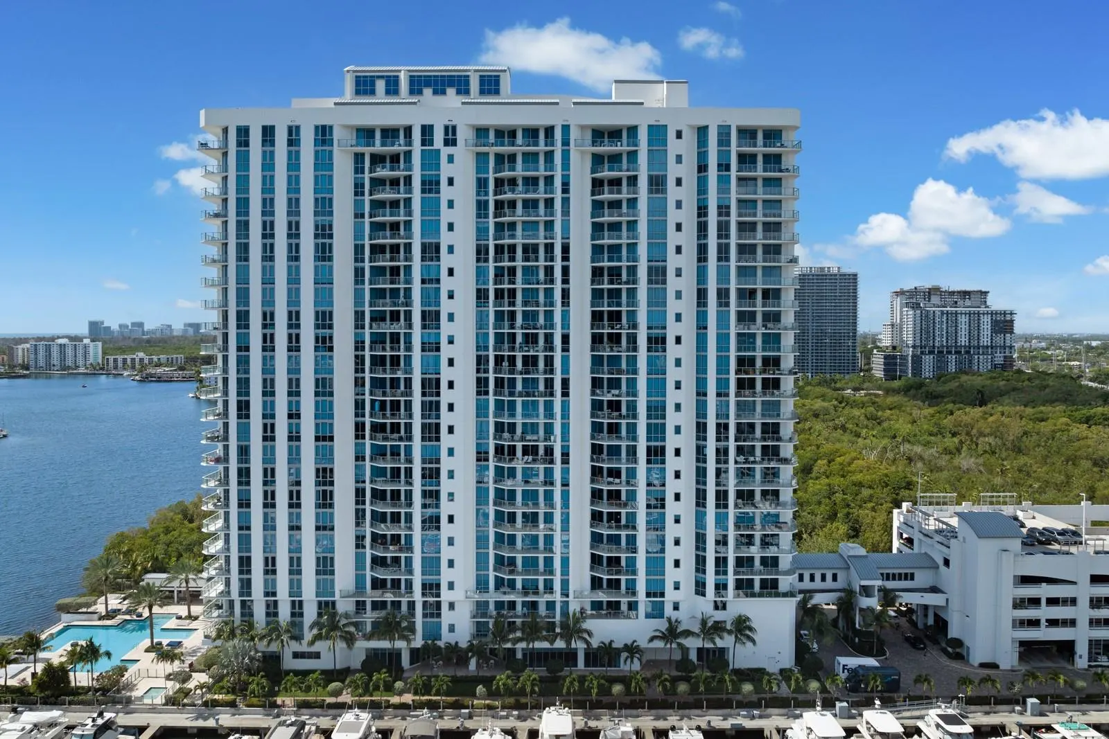 17111 Biscayne Blvd, #1101