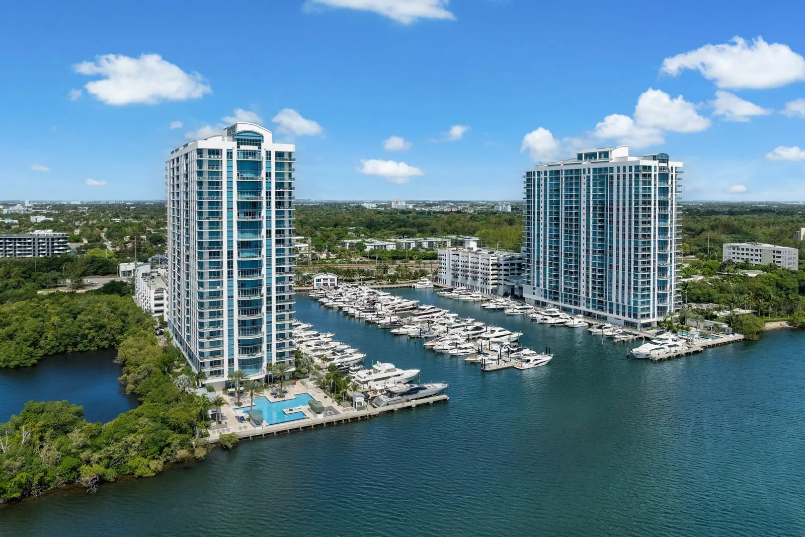 17111 Biscayne Blvd, #1101