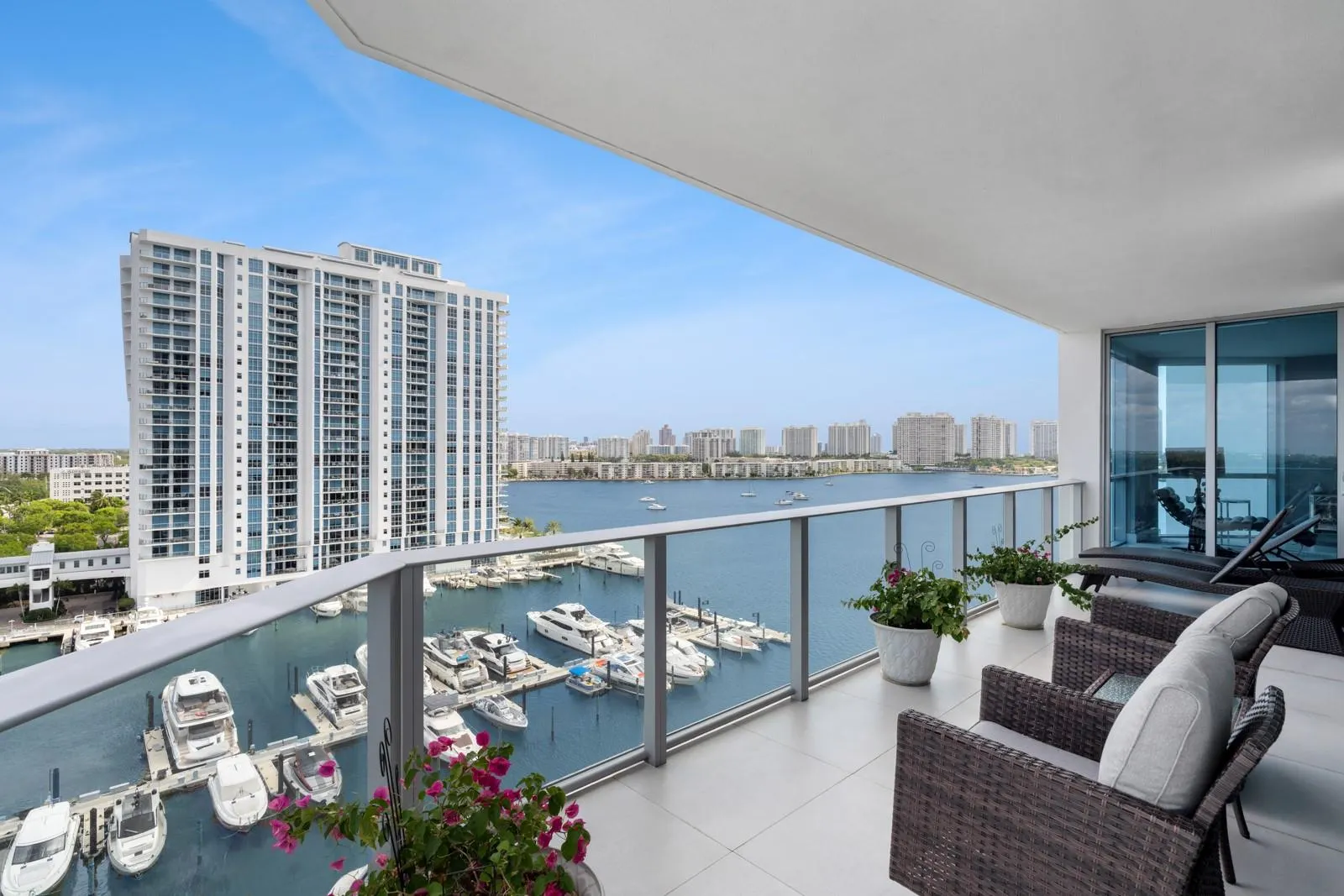 17111 Biscayne Blvd, #1101