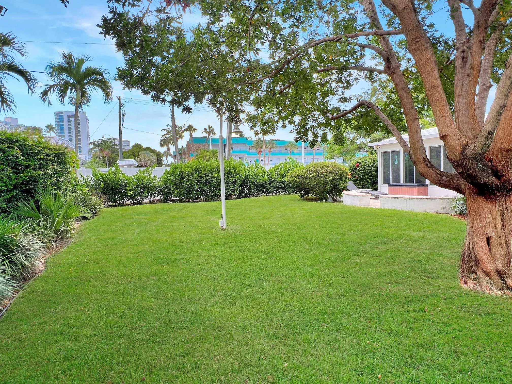 1431 S Ocean Blvd #28