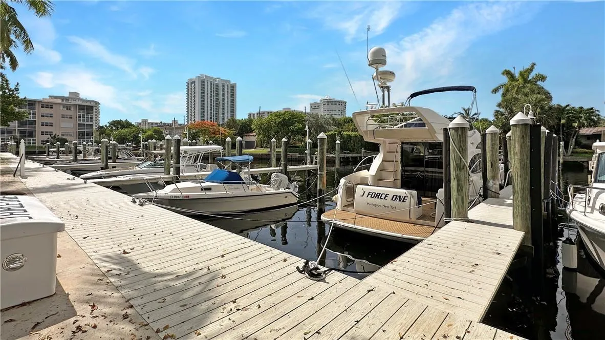 1431 S Ocean Blvd #28