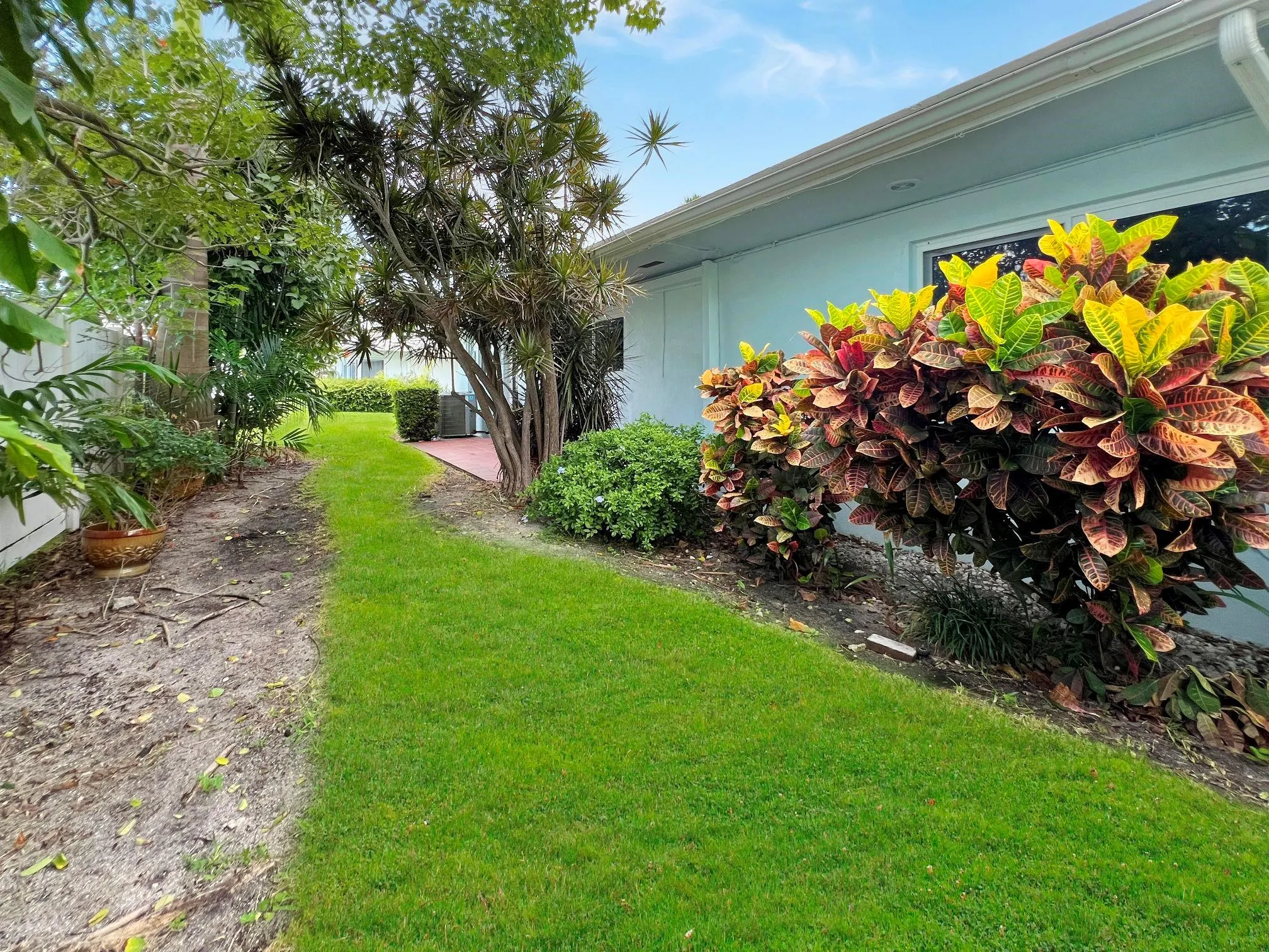 1431 S Ocean Blvd #28