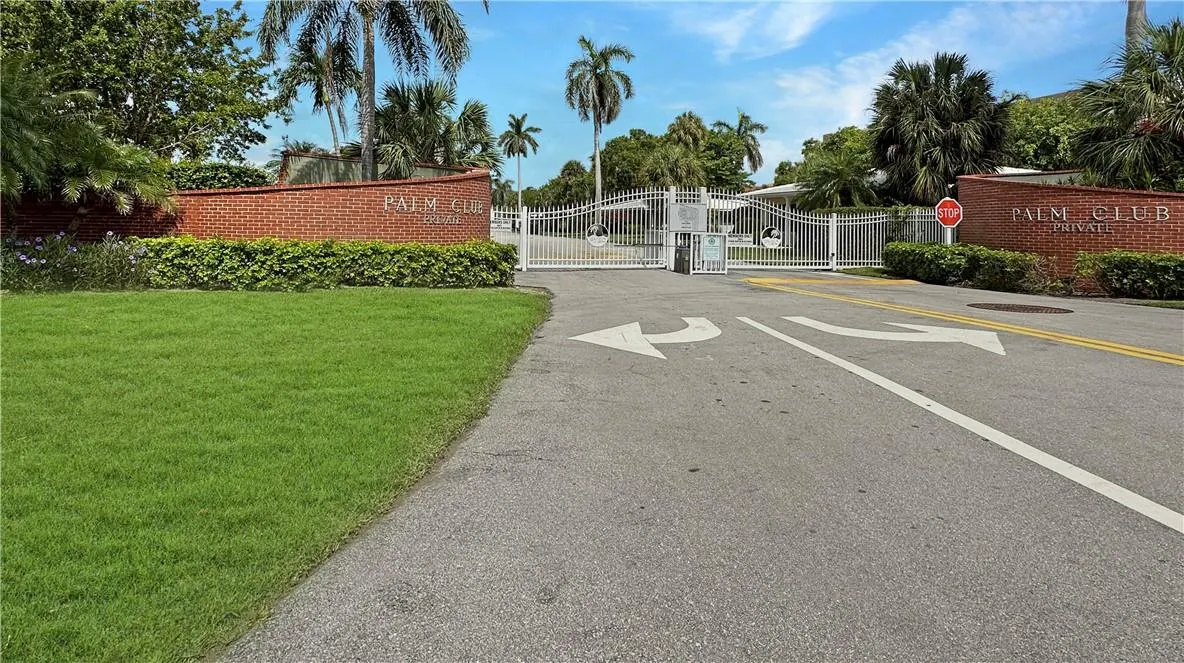 1431 S Ocean Blvd #28