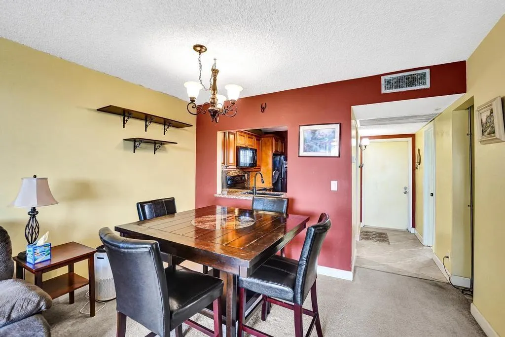 9230 Lagoon Pl, #406