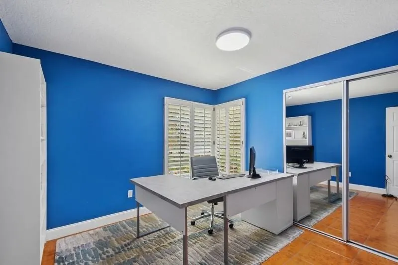 1301 SW 127th Ter