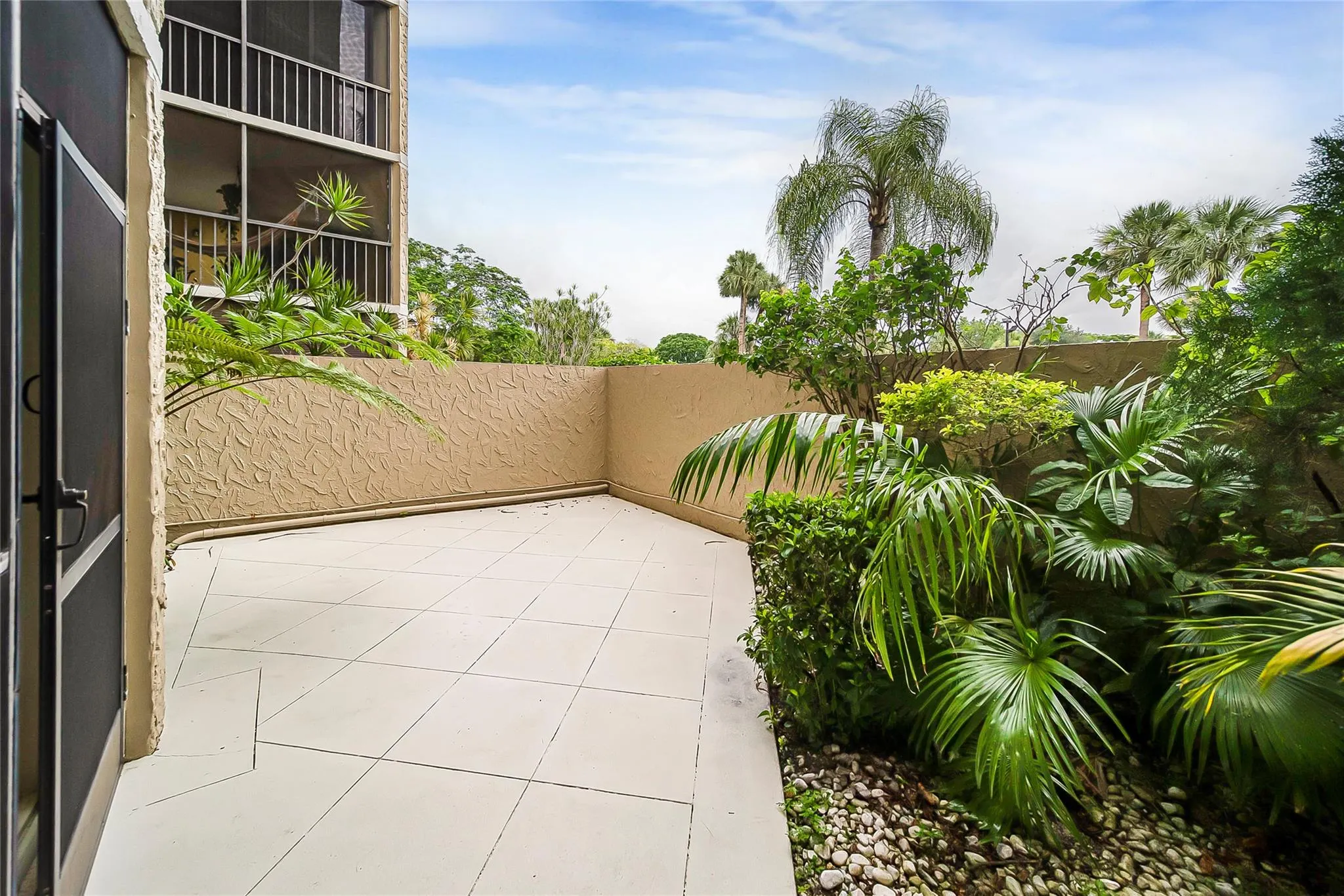 16300 Golf Club Rd, #114