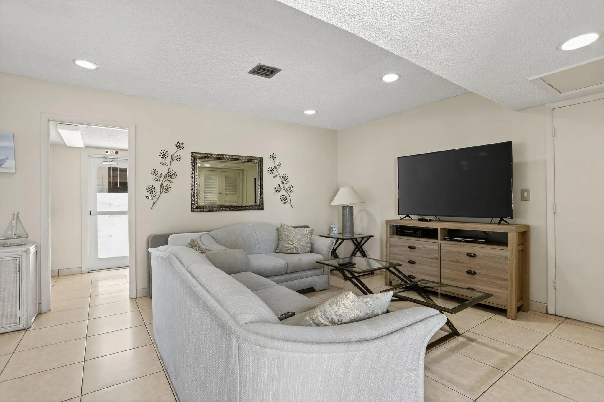 1391 S Ocean Blvd, #109