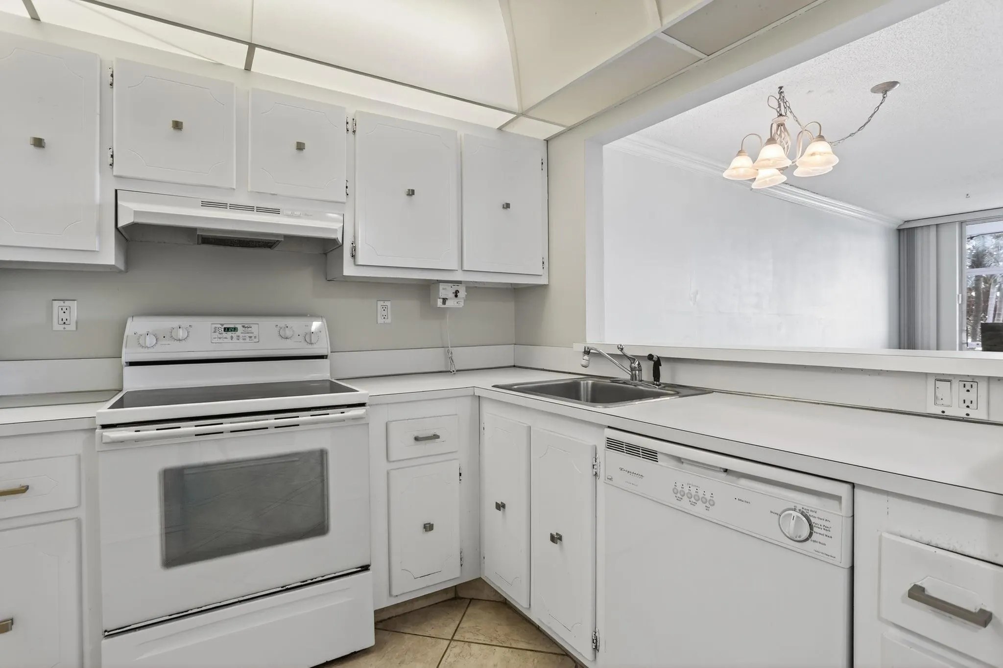1391 S Ocean Blvd, #109