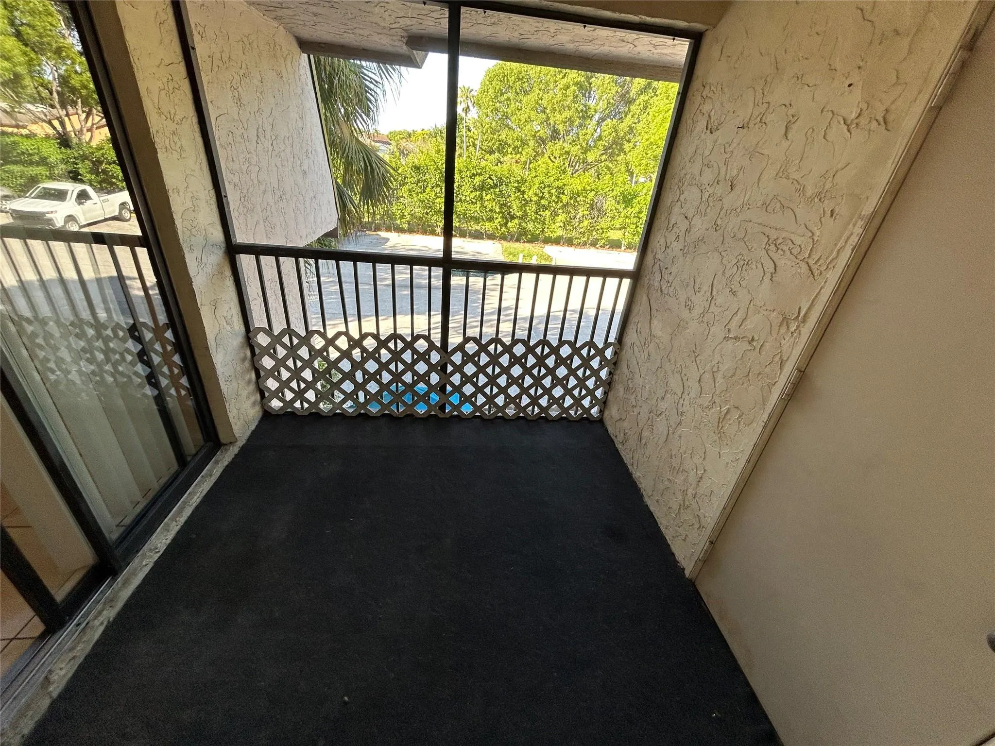 3571 NW 94th Ave, #6D