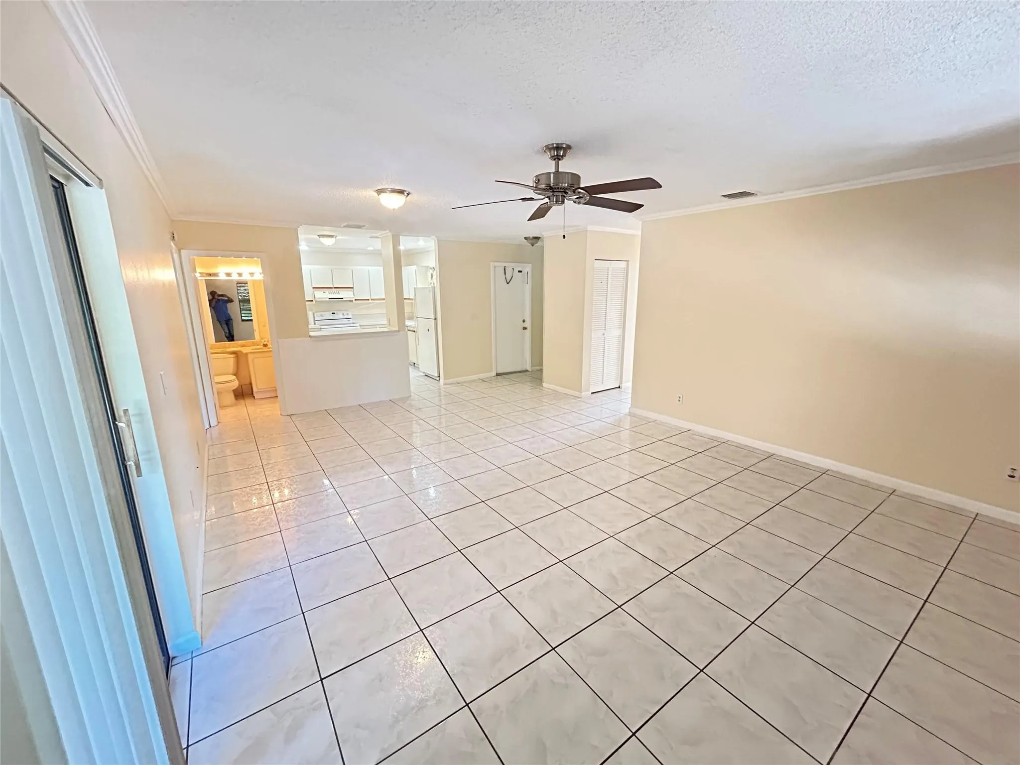 3571 NW 94th Ave, #6D
