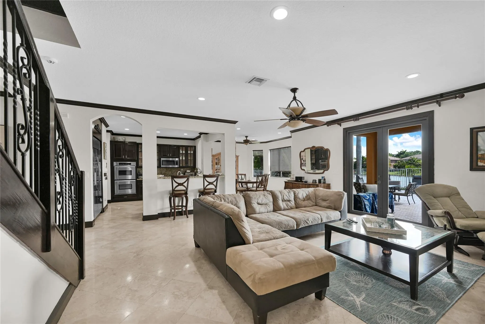 3872 W Hibiscus St
