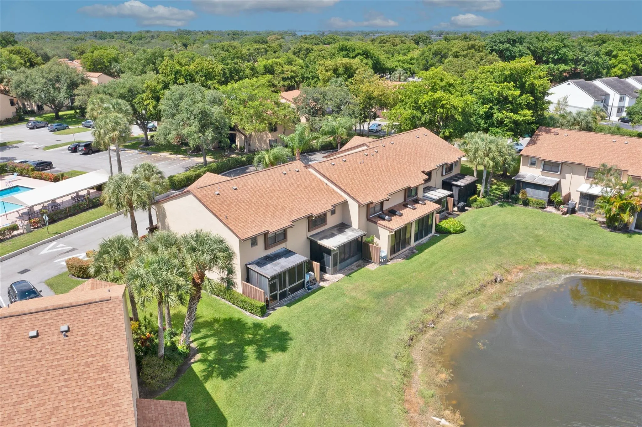 3966 Cocoplum Cir, #E