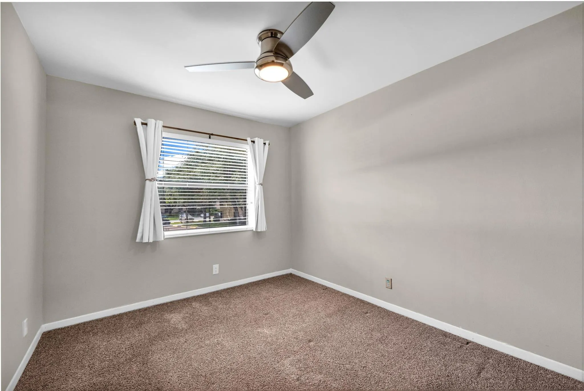 3966 Cocoplum Cir, #E