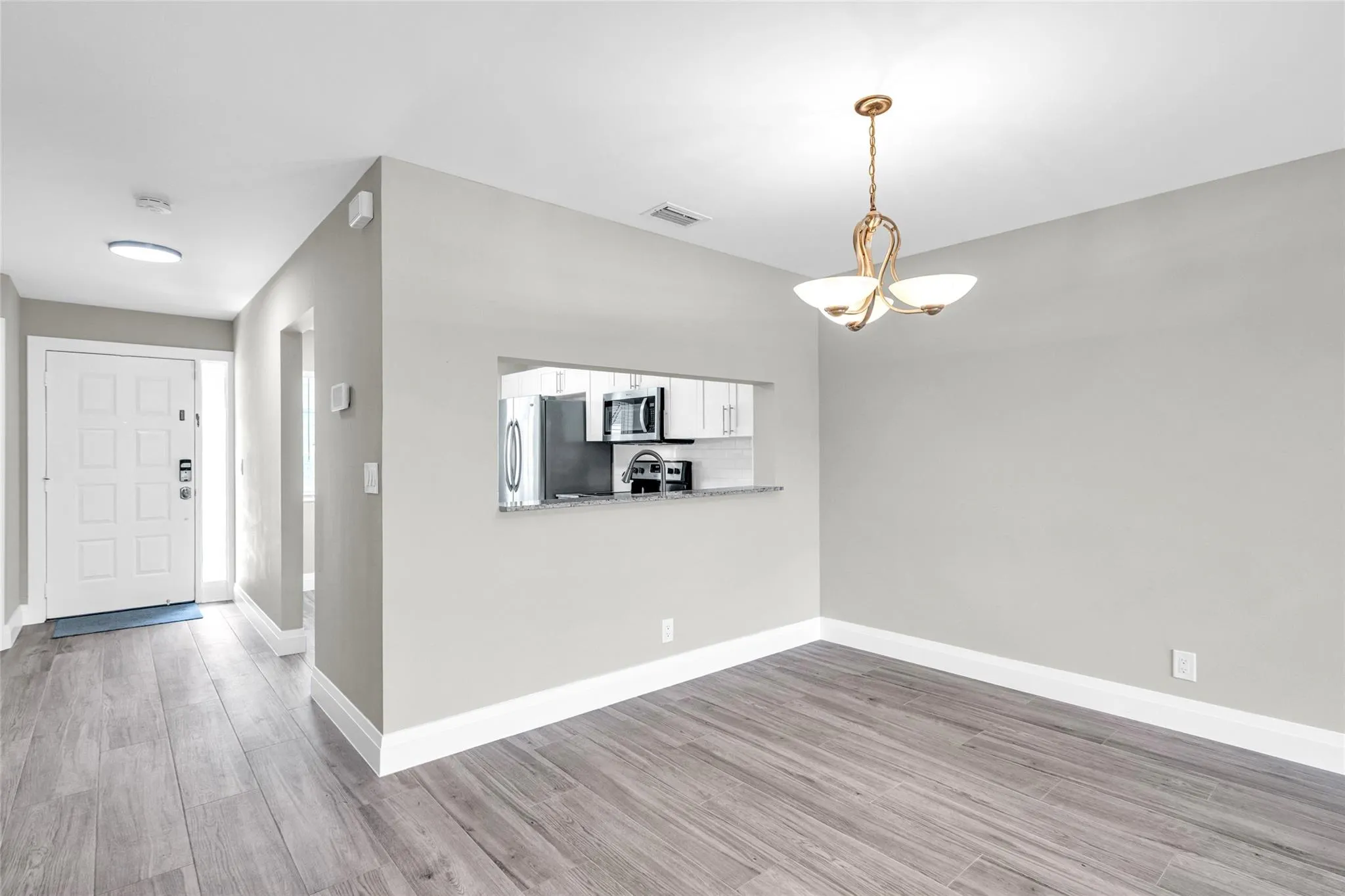 3966 Cocoplum Cir, #E