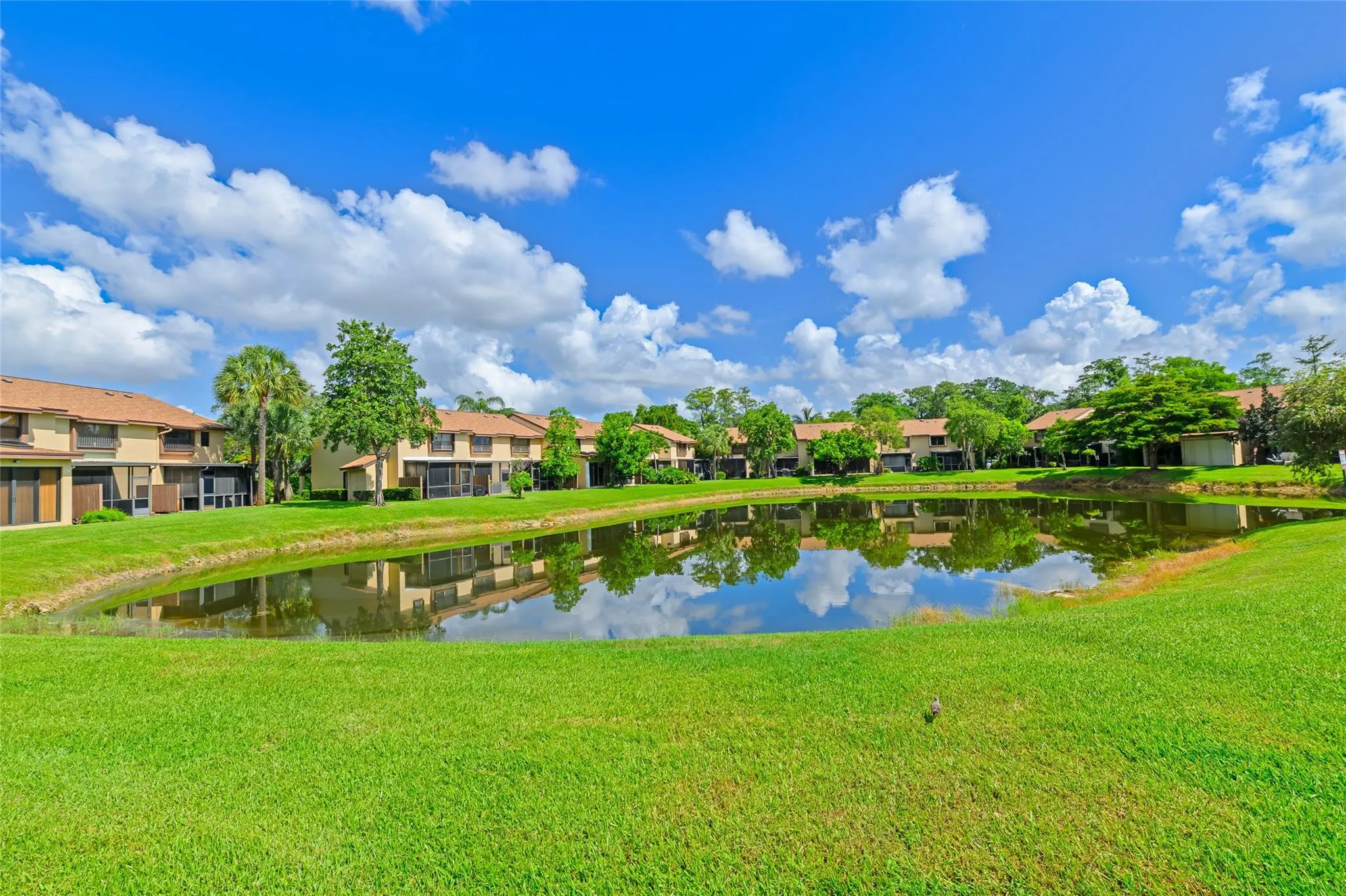 3966 Cocoplum Cir, #E