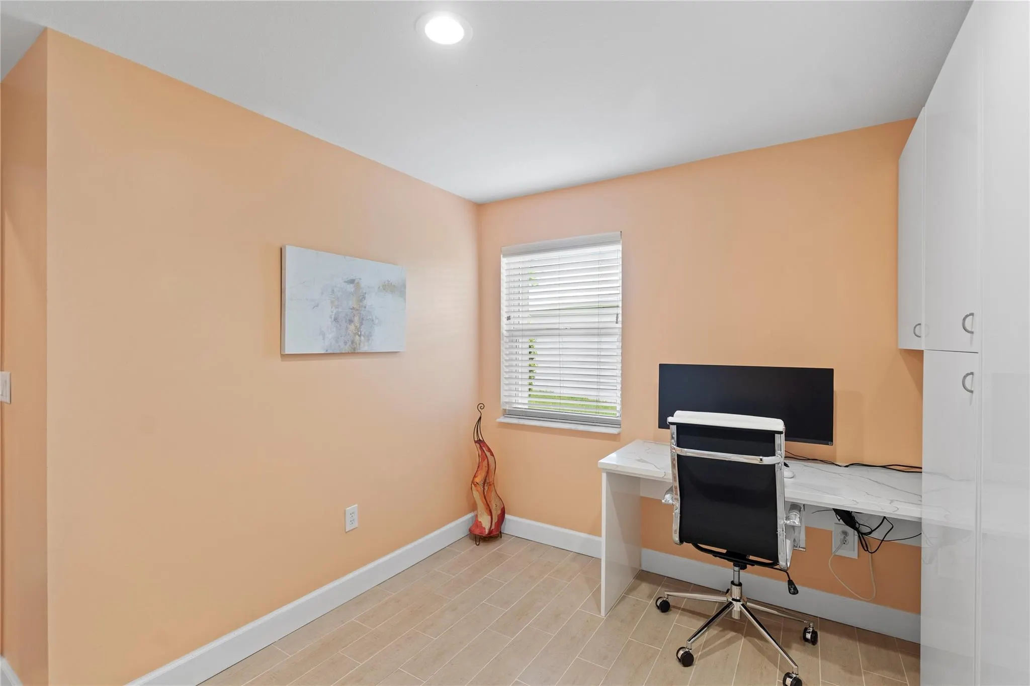 15218 Wilshire Cir S