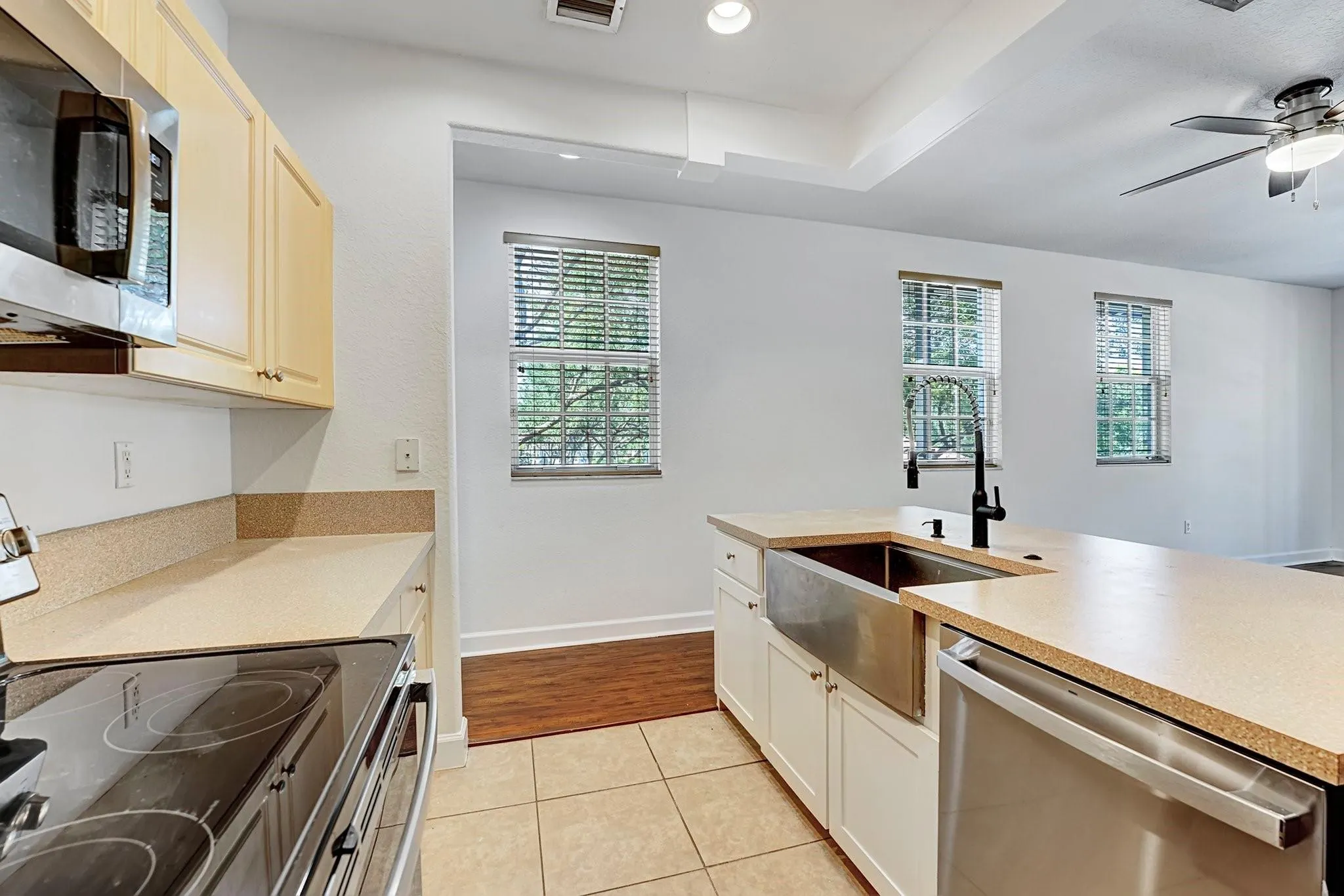 454 SW 147th Ave, #4601