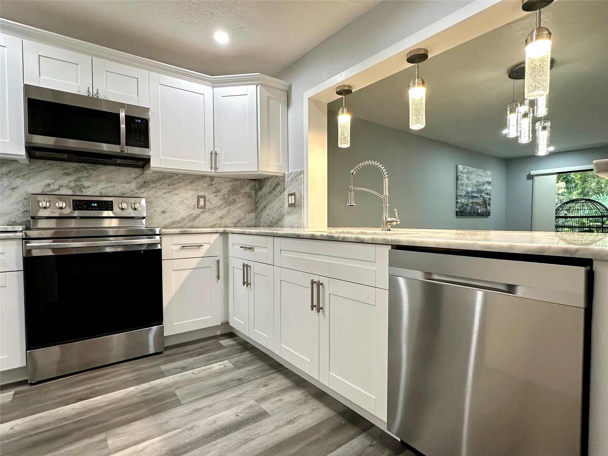 4221 NW 22nd St, #107K