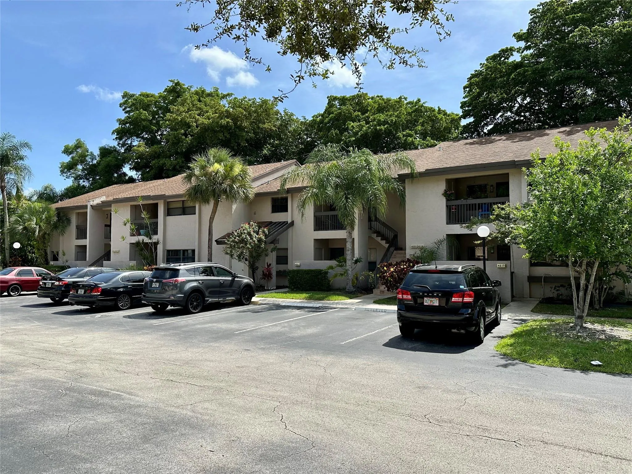 4221 NW 22nd St, #107K