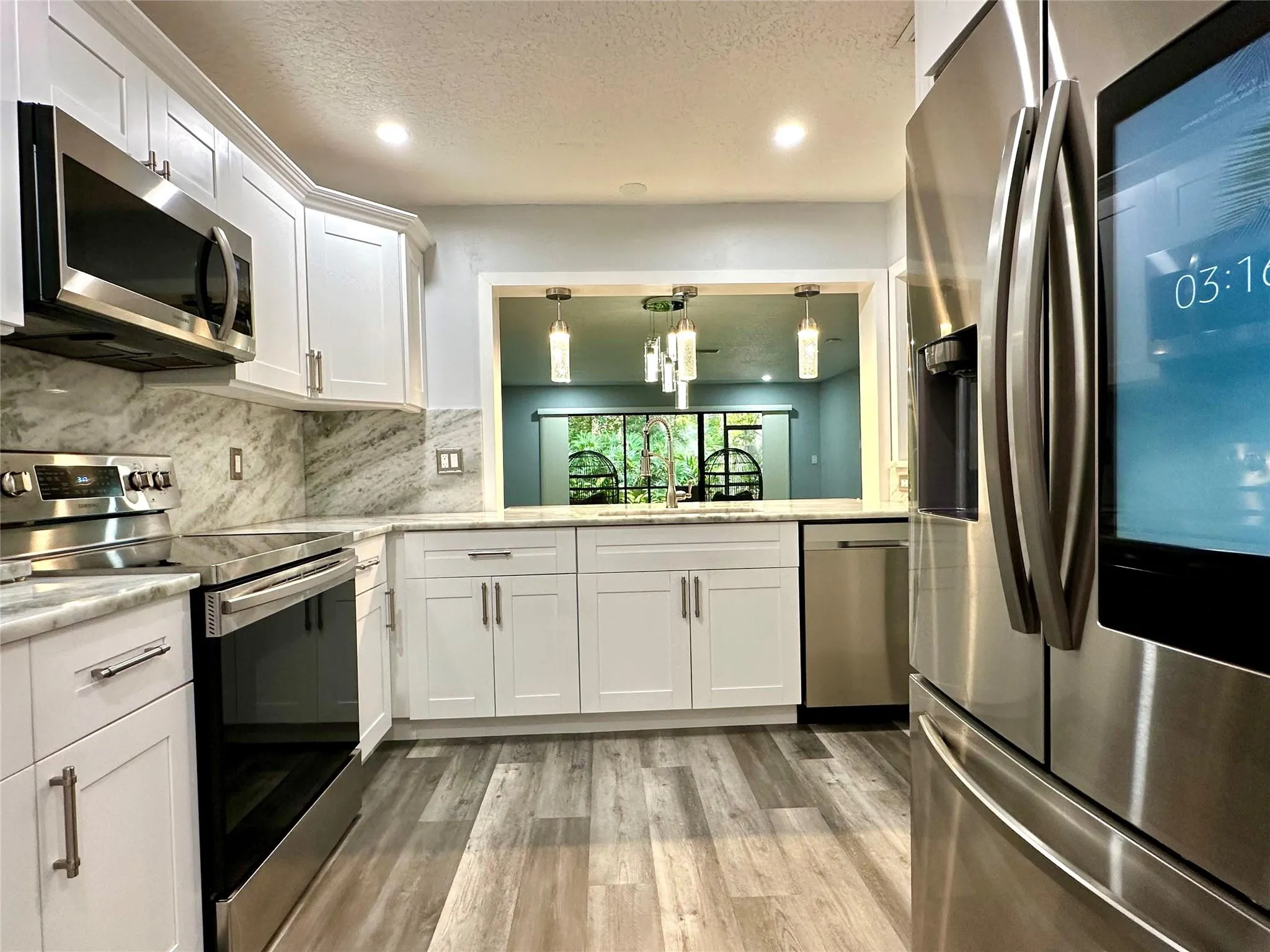 4221 NW 22nd St, #107K