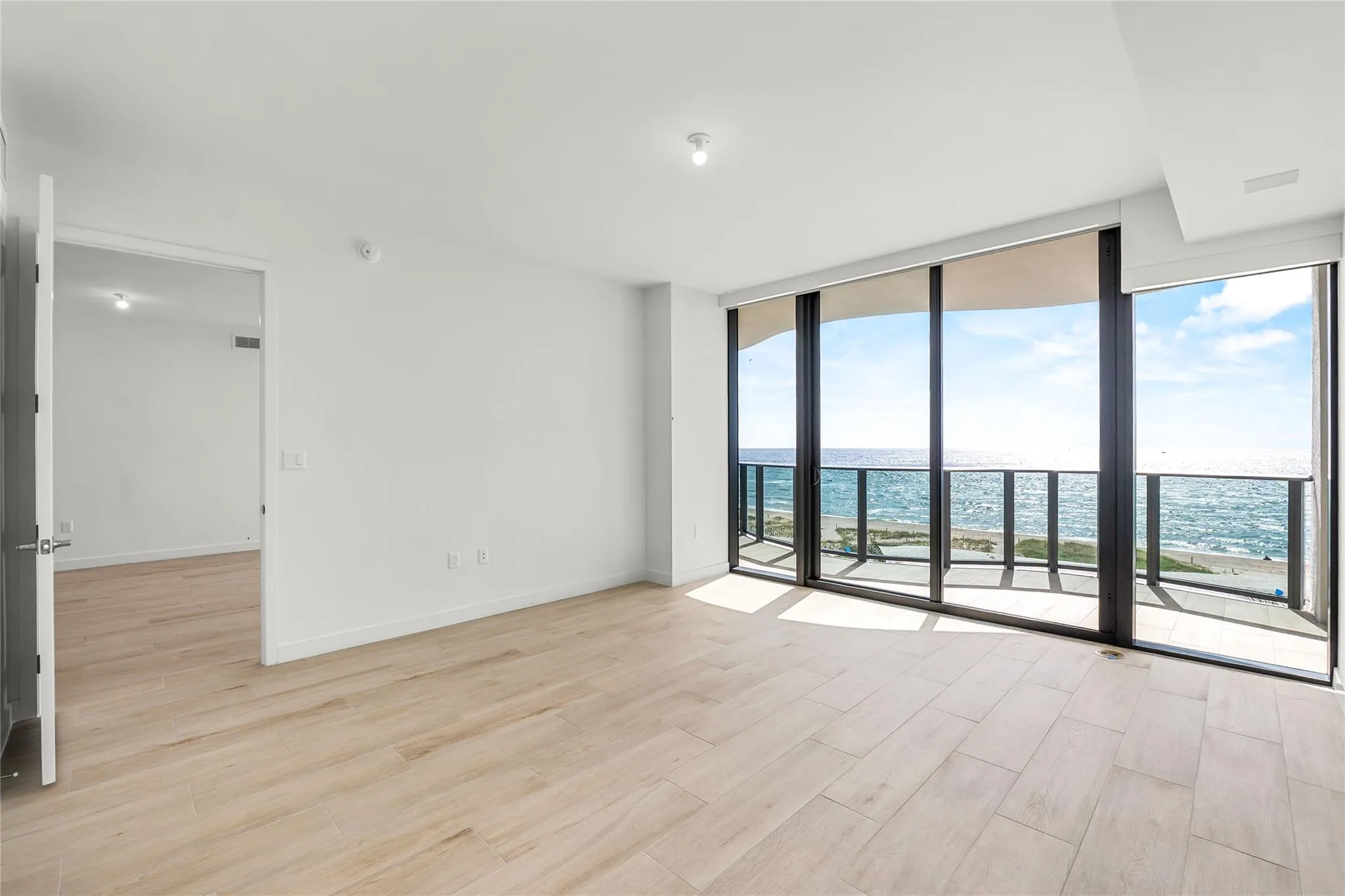 900 N Ocean Blvd., #905