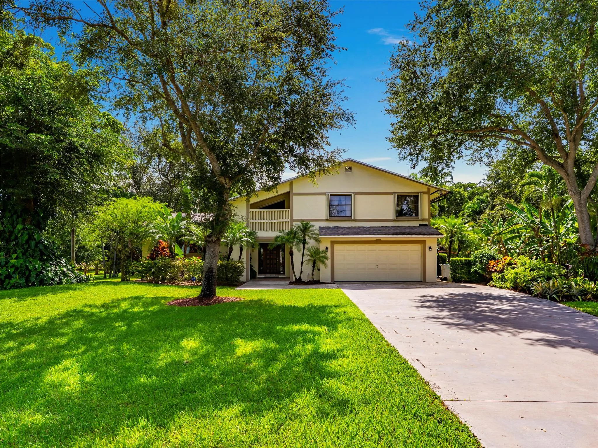 6556 NW 87th Ave