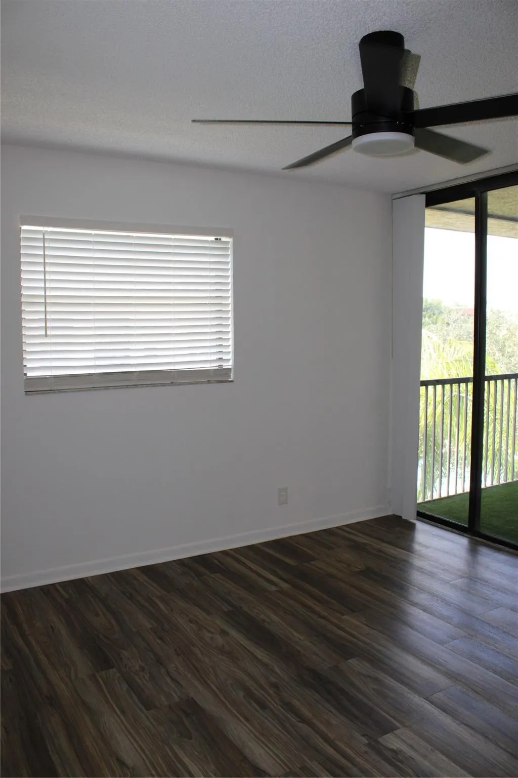 10501 W Broward Blvd, #403