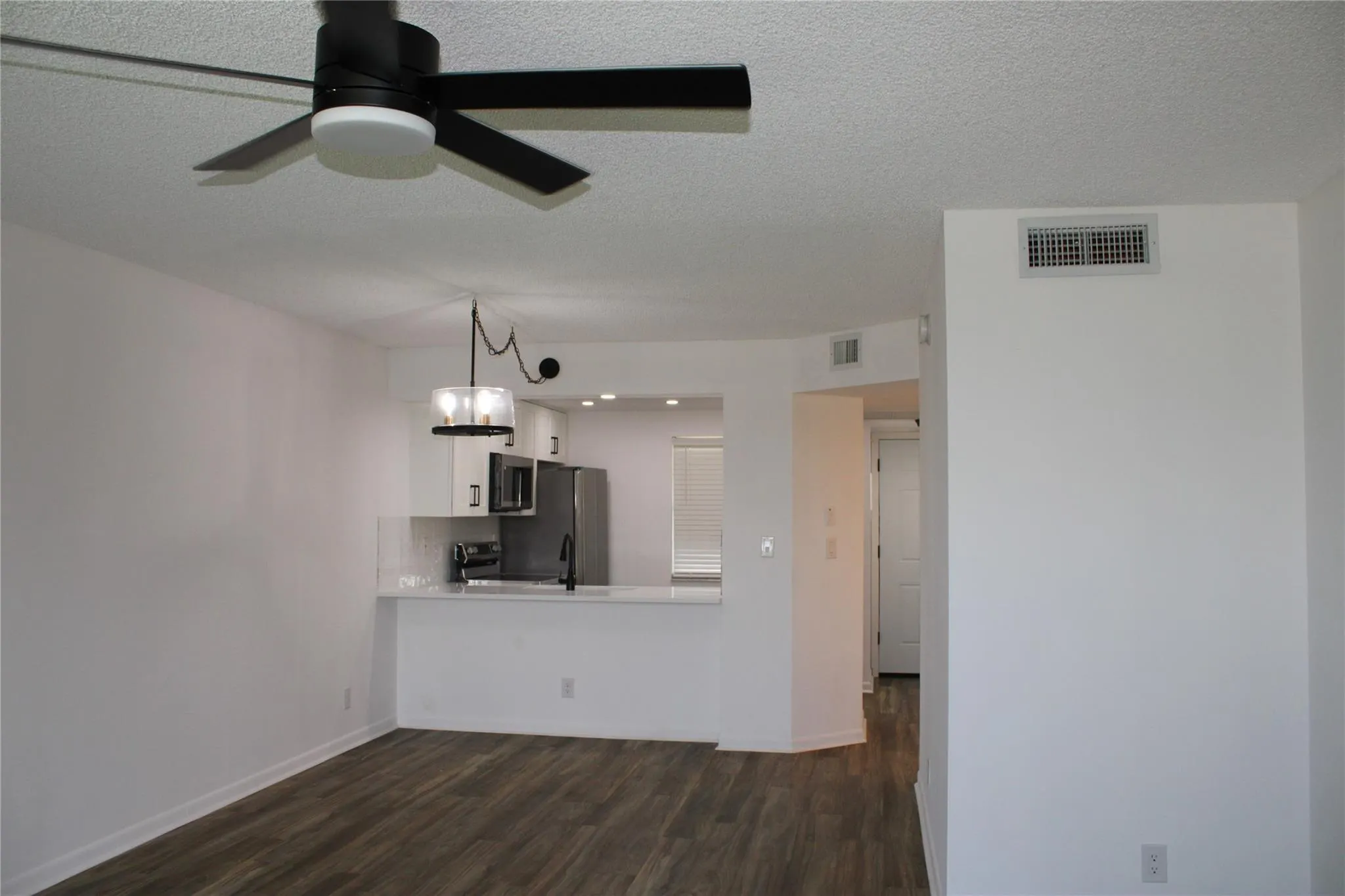10501 W Broward Blvd, #403