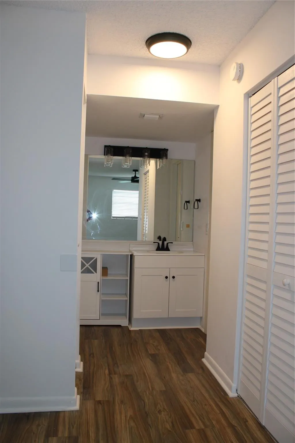 10501 W Broward Blvd, #403