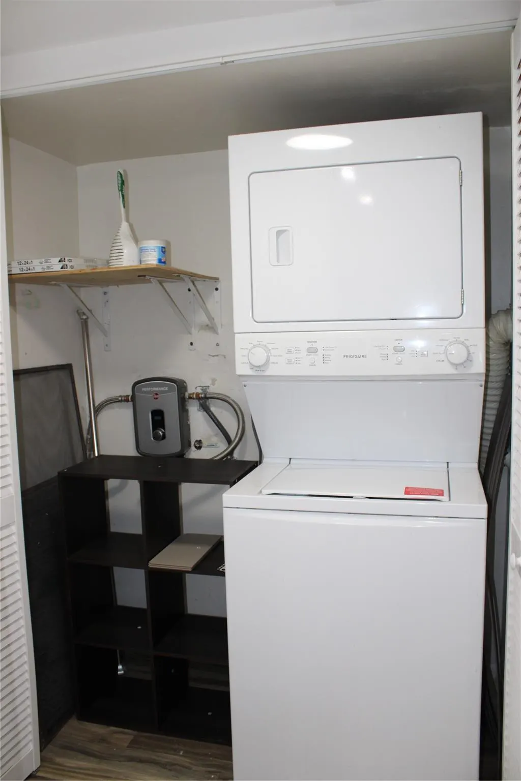 10501 W Broward Blvd, #403