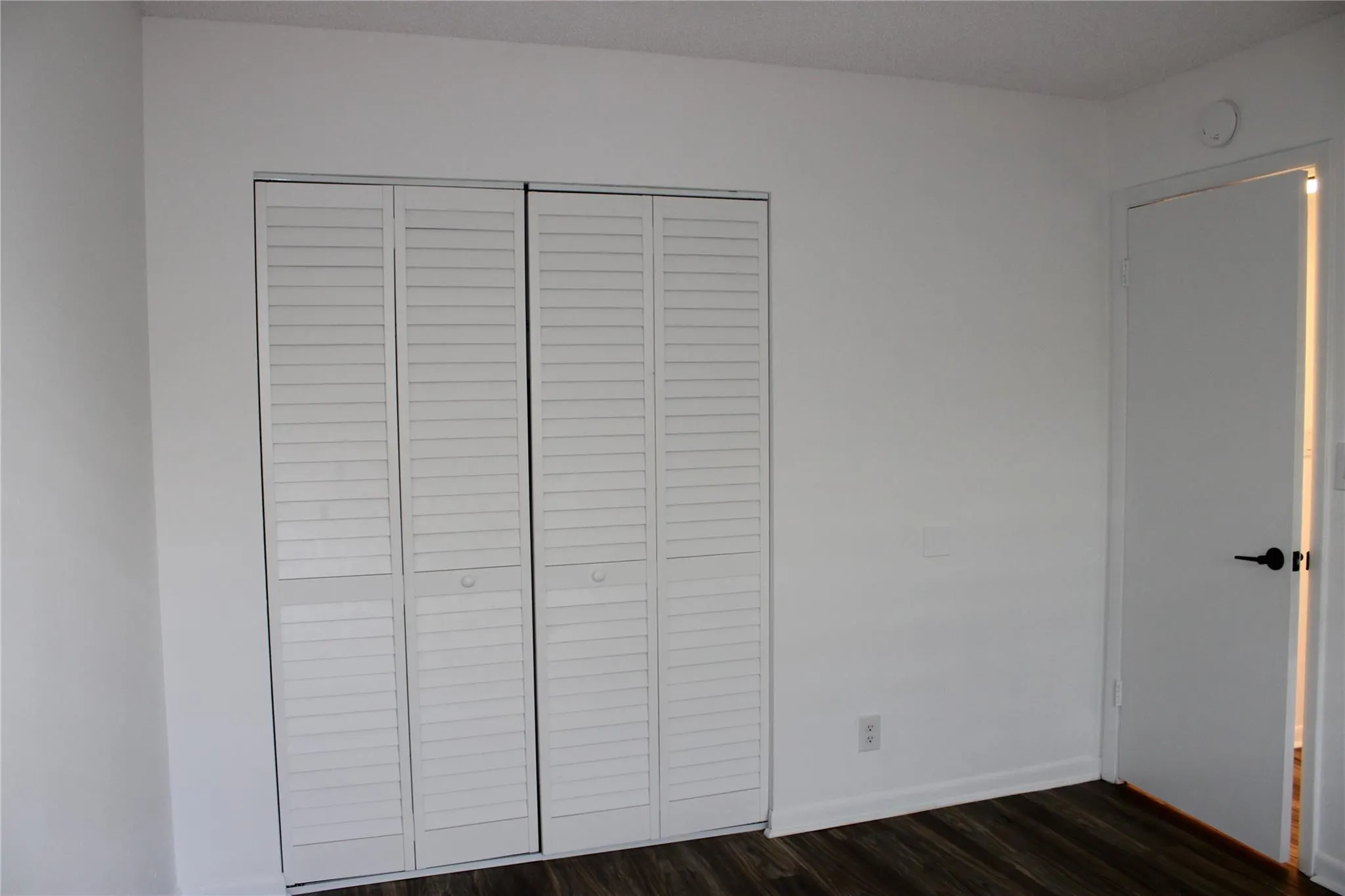 10501 W Broward Blvd, #403