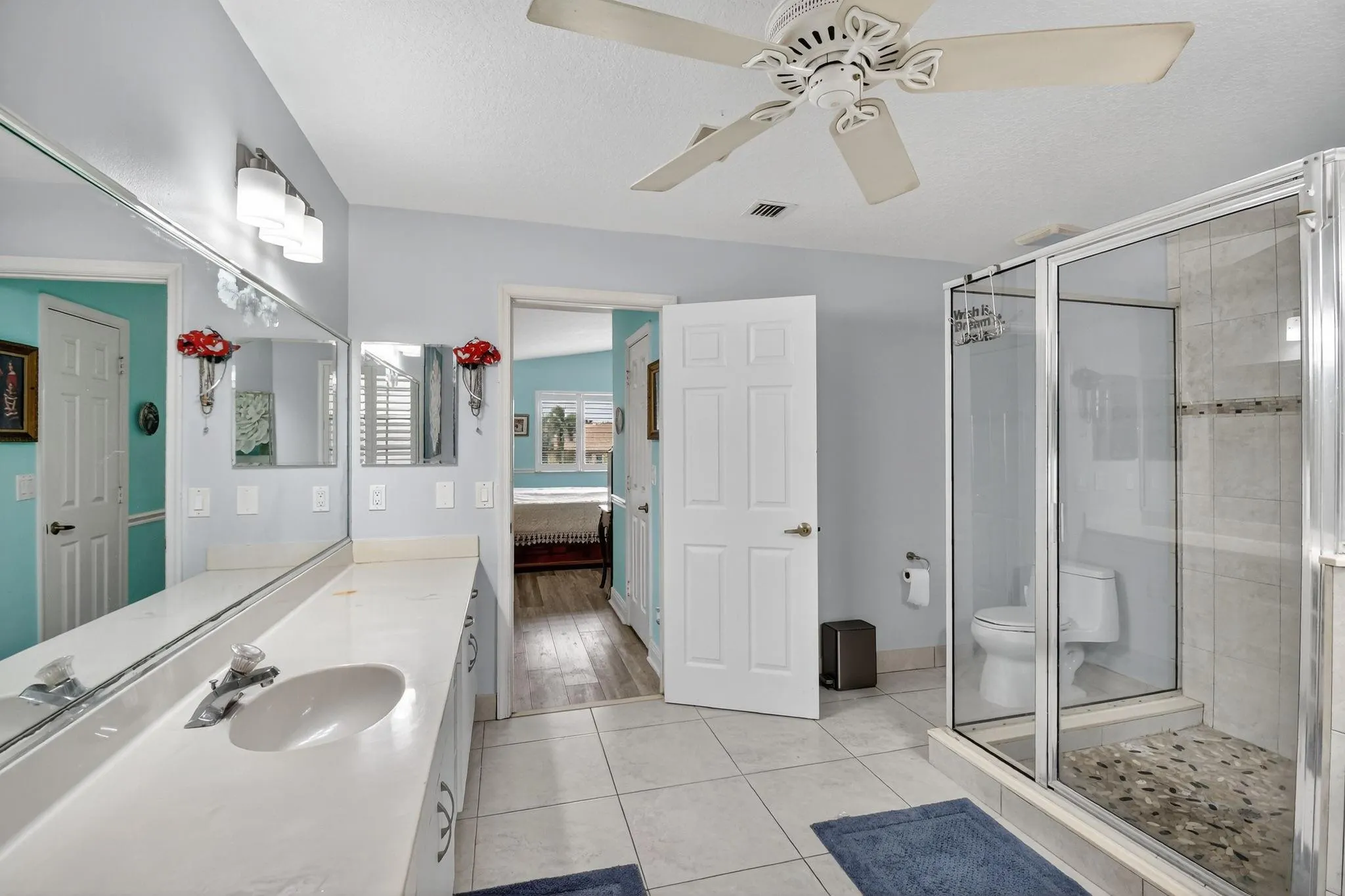 9861 Fairway Cove Ln
