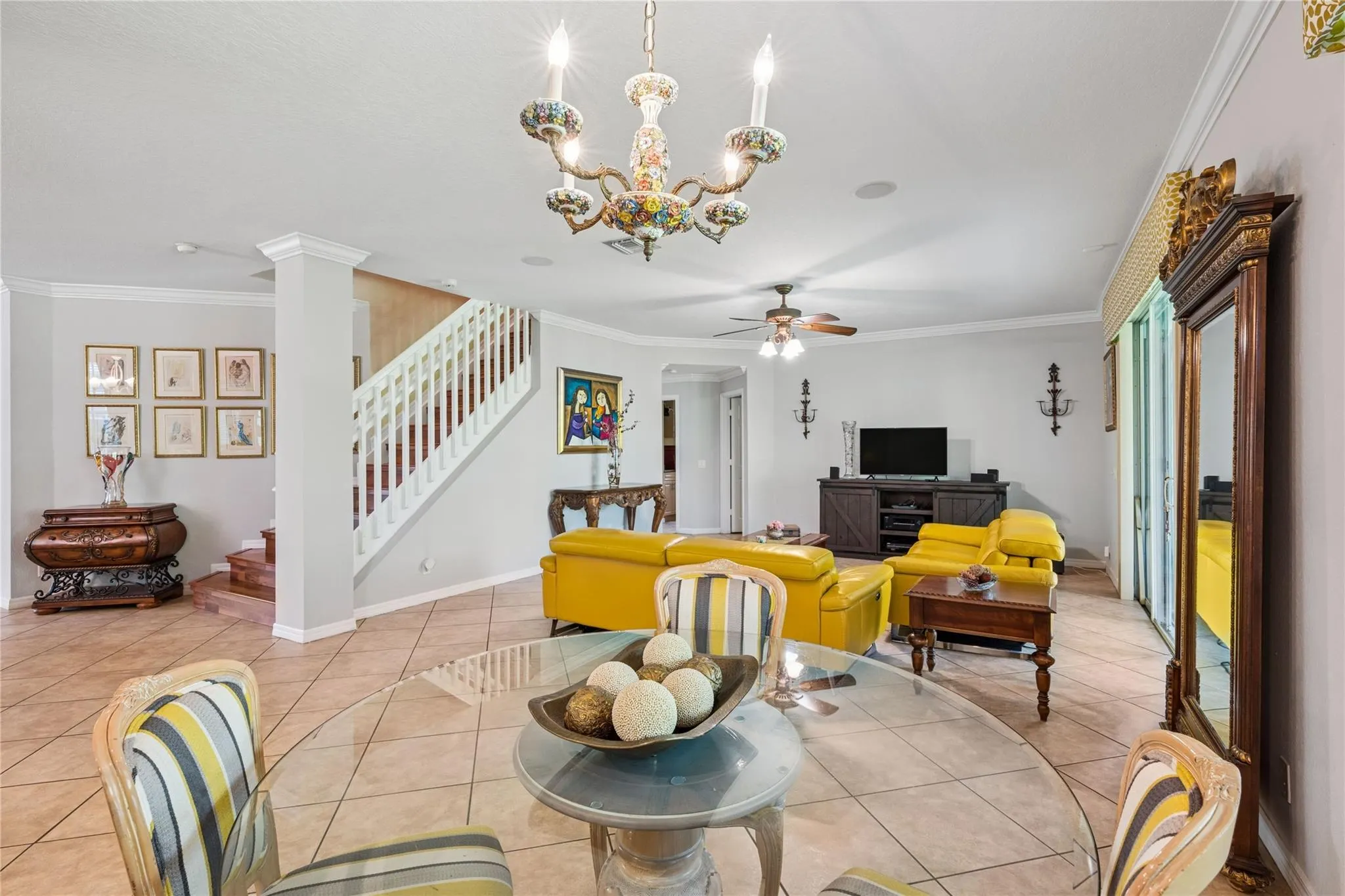 1201 Skylark Dr