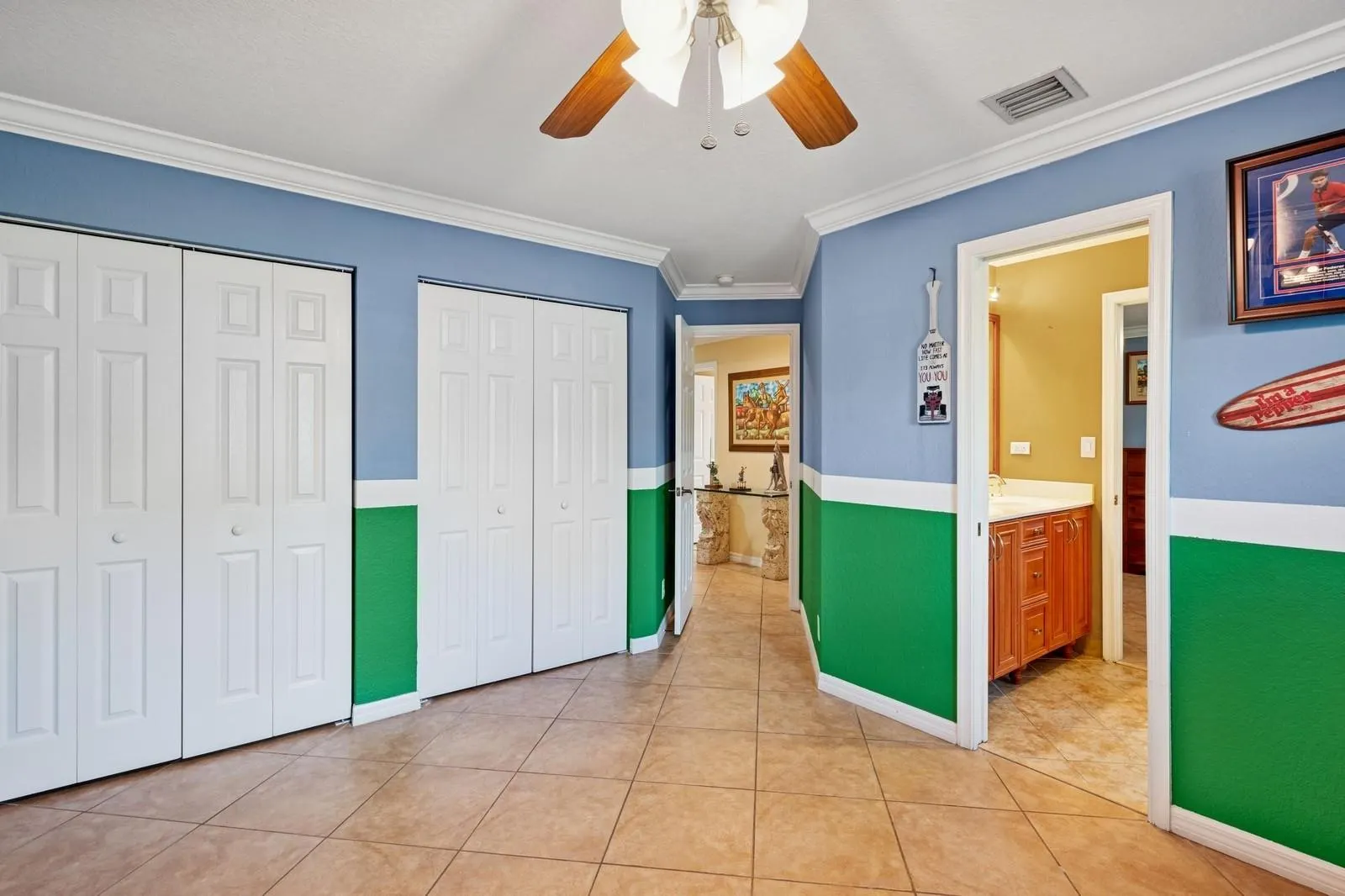 1201 Skylark Dr