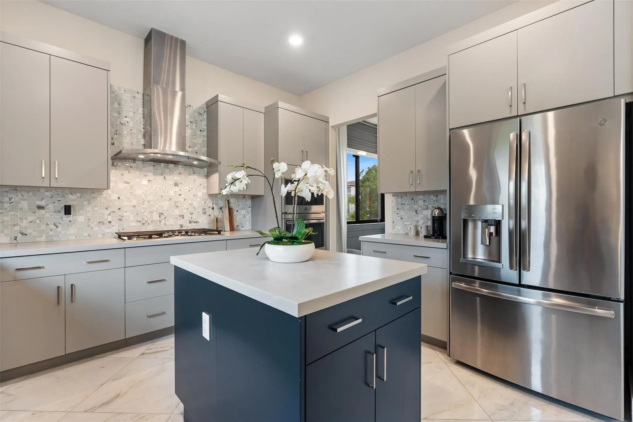10593 N Lago Vista Cir