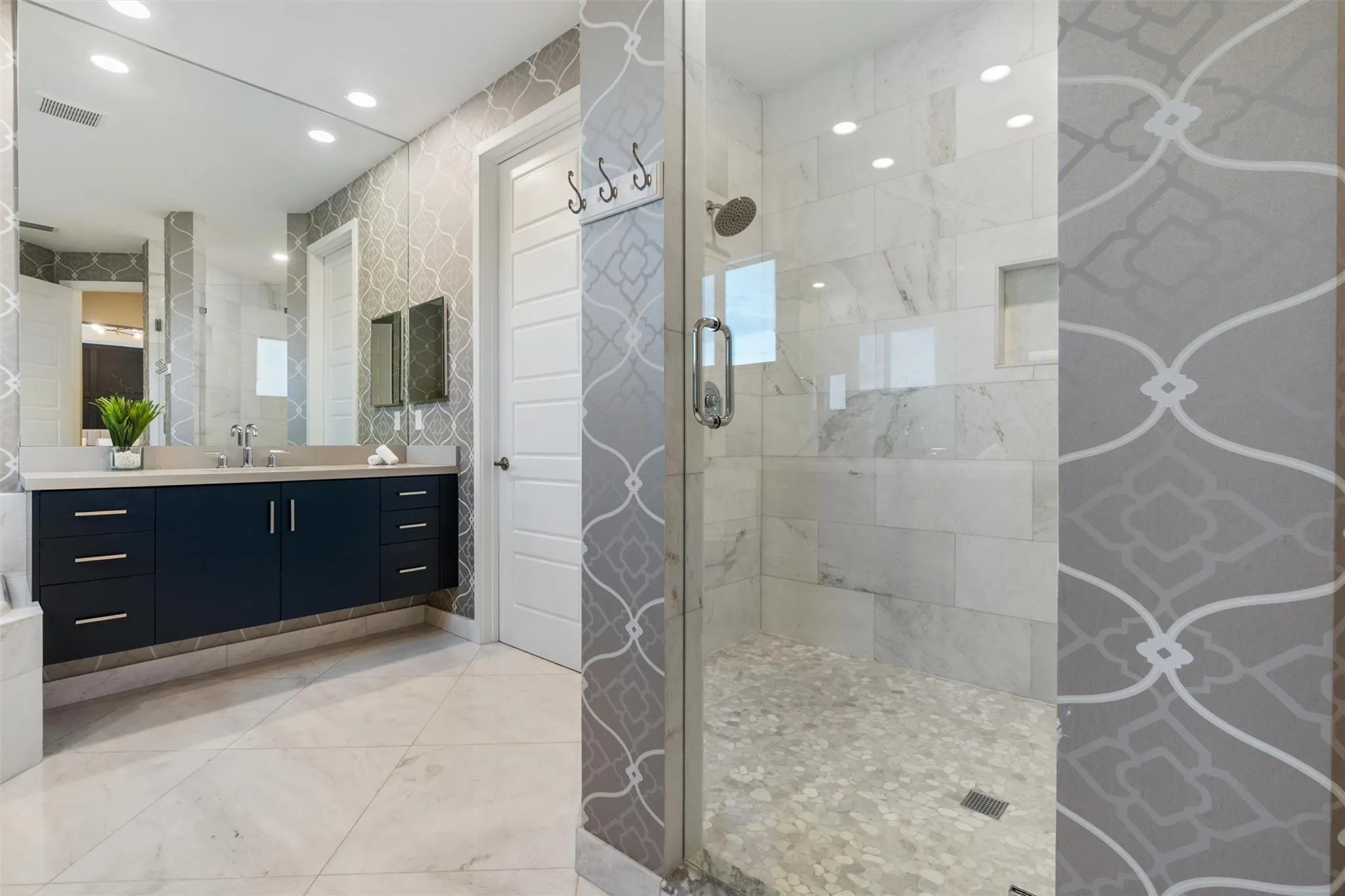 10593 N Lago Vista Cir