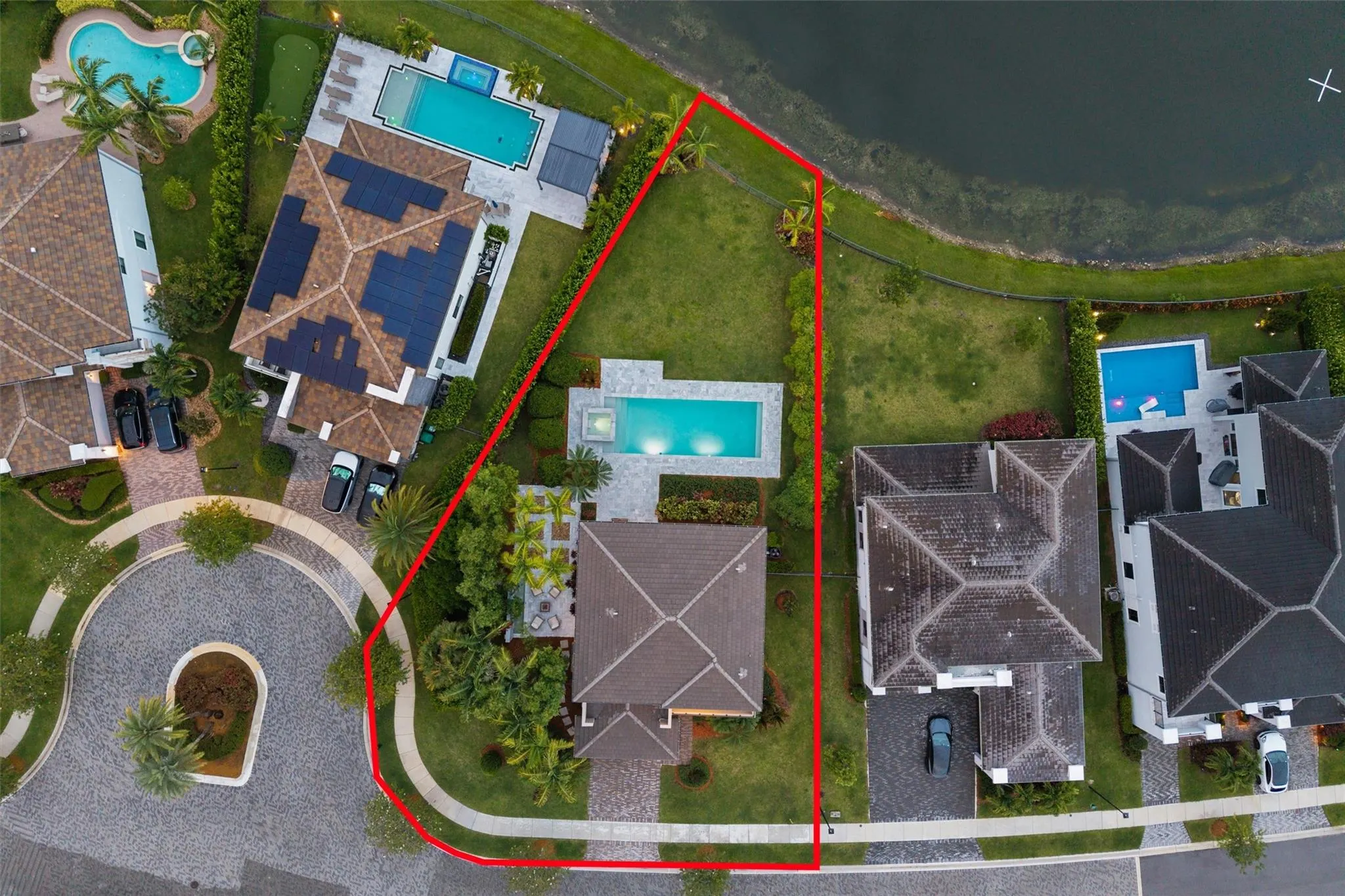 10593 N Lago Vista Cir