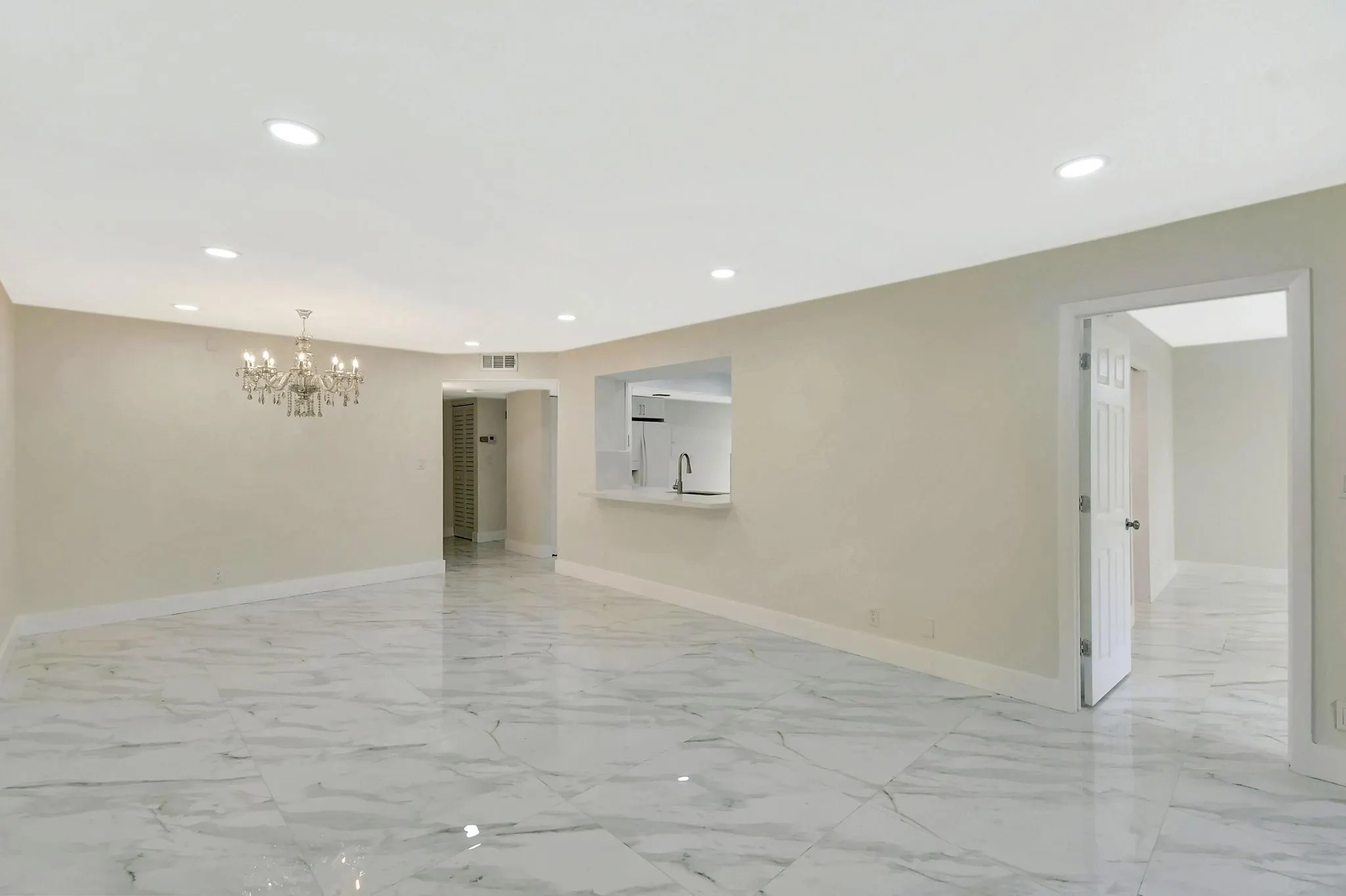 9510 Seagrape Dr, #201